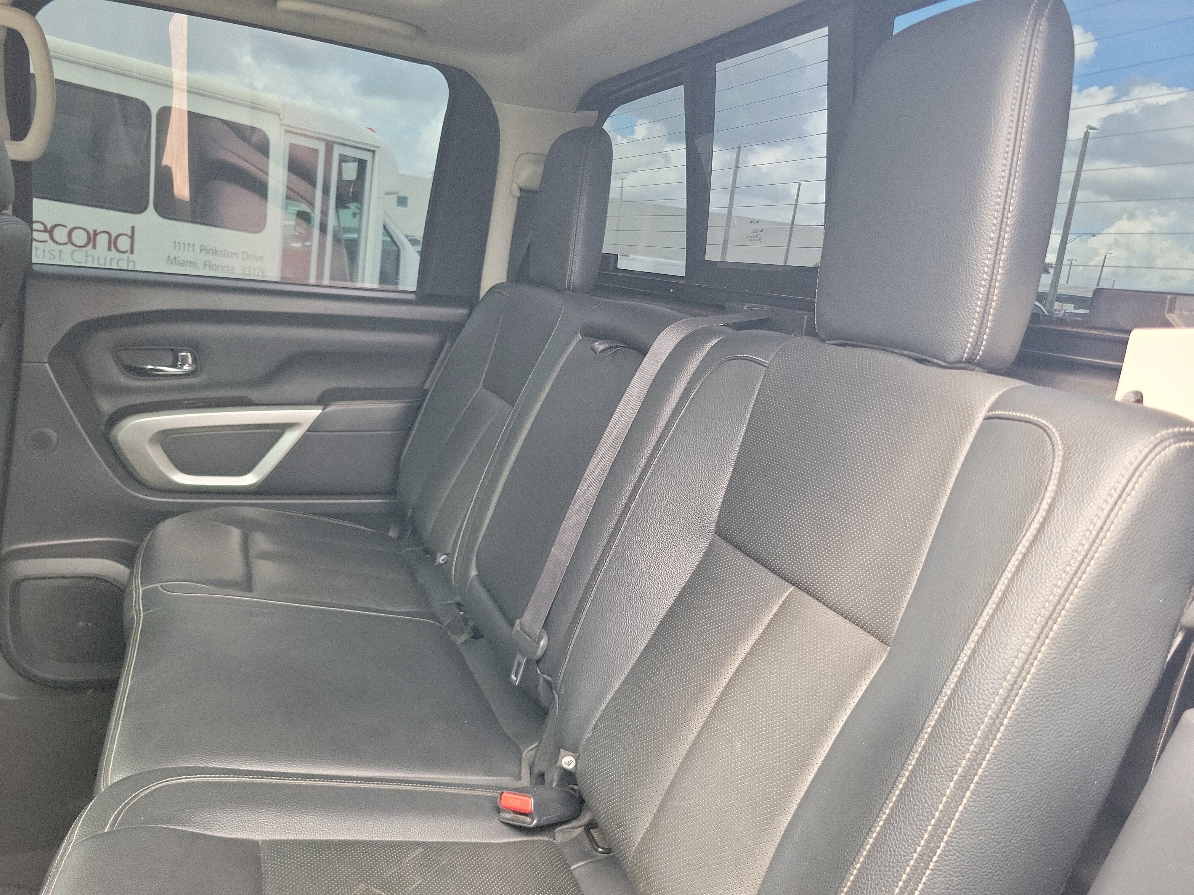 2020 Nissan Titan SL 4WD