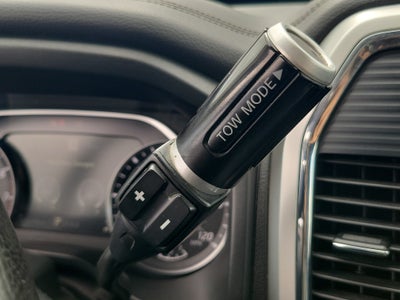 2020 Nissan Titan SL 4WD