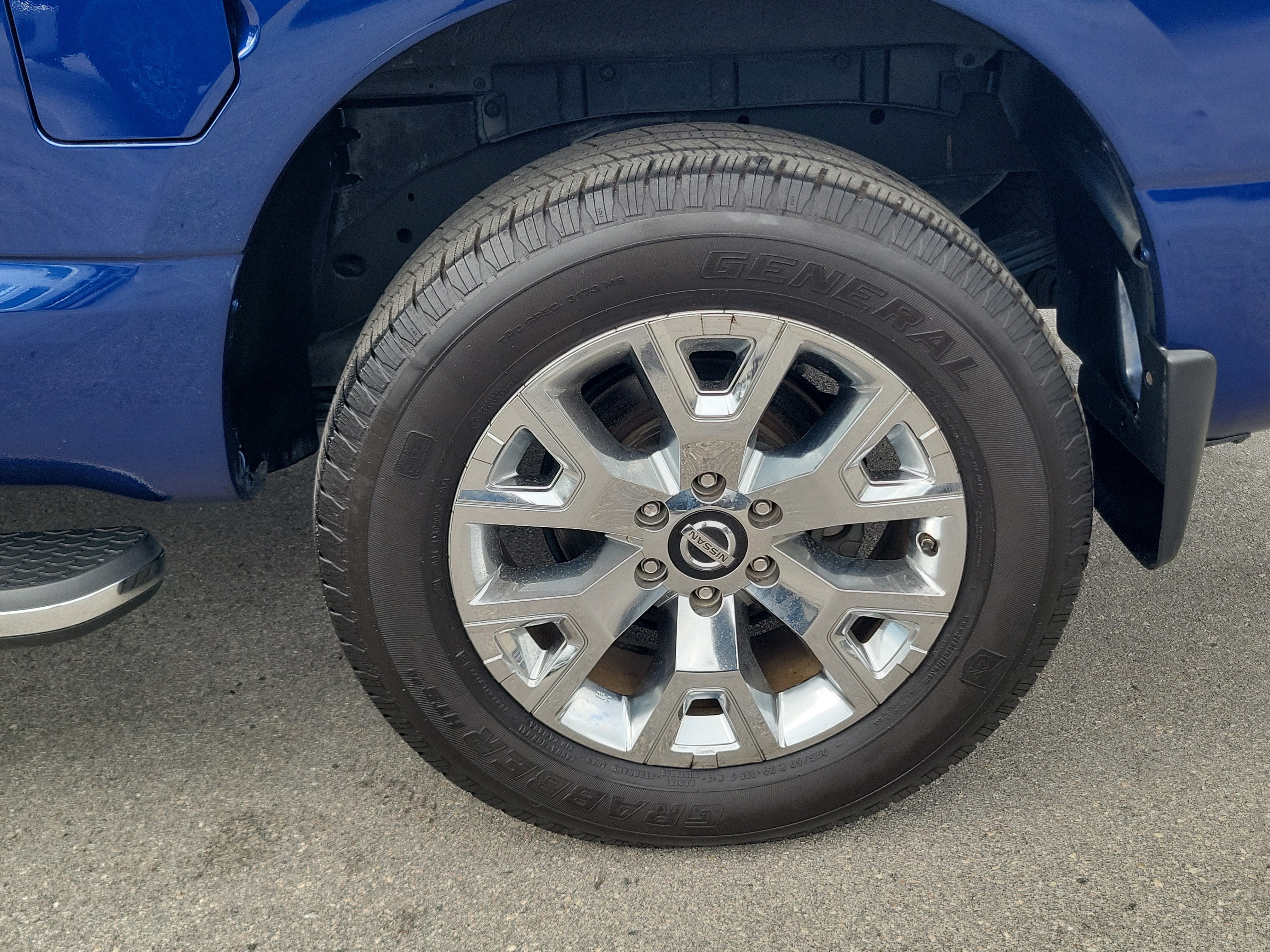 2020 Nissan Titan SL 4WD