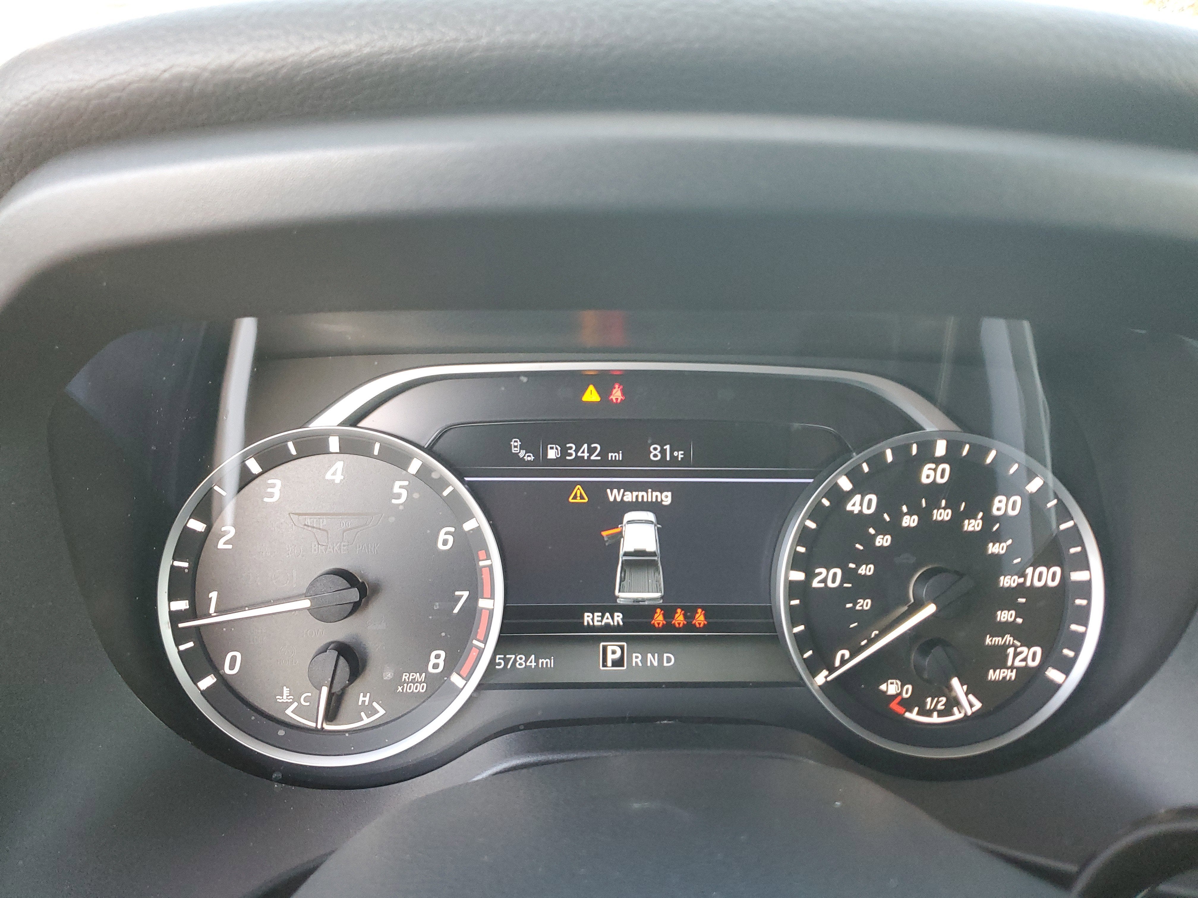 2024 Nissan TITAN Crew Cab SV