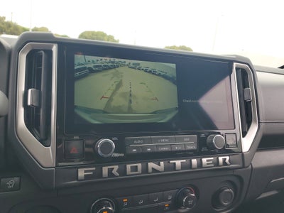 2025 Nissan Frontier SV