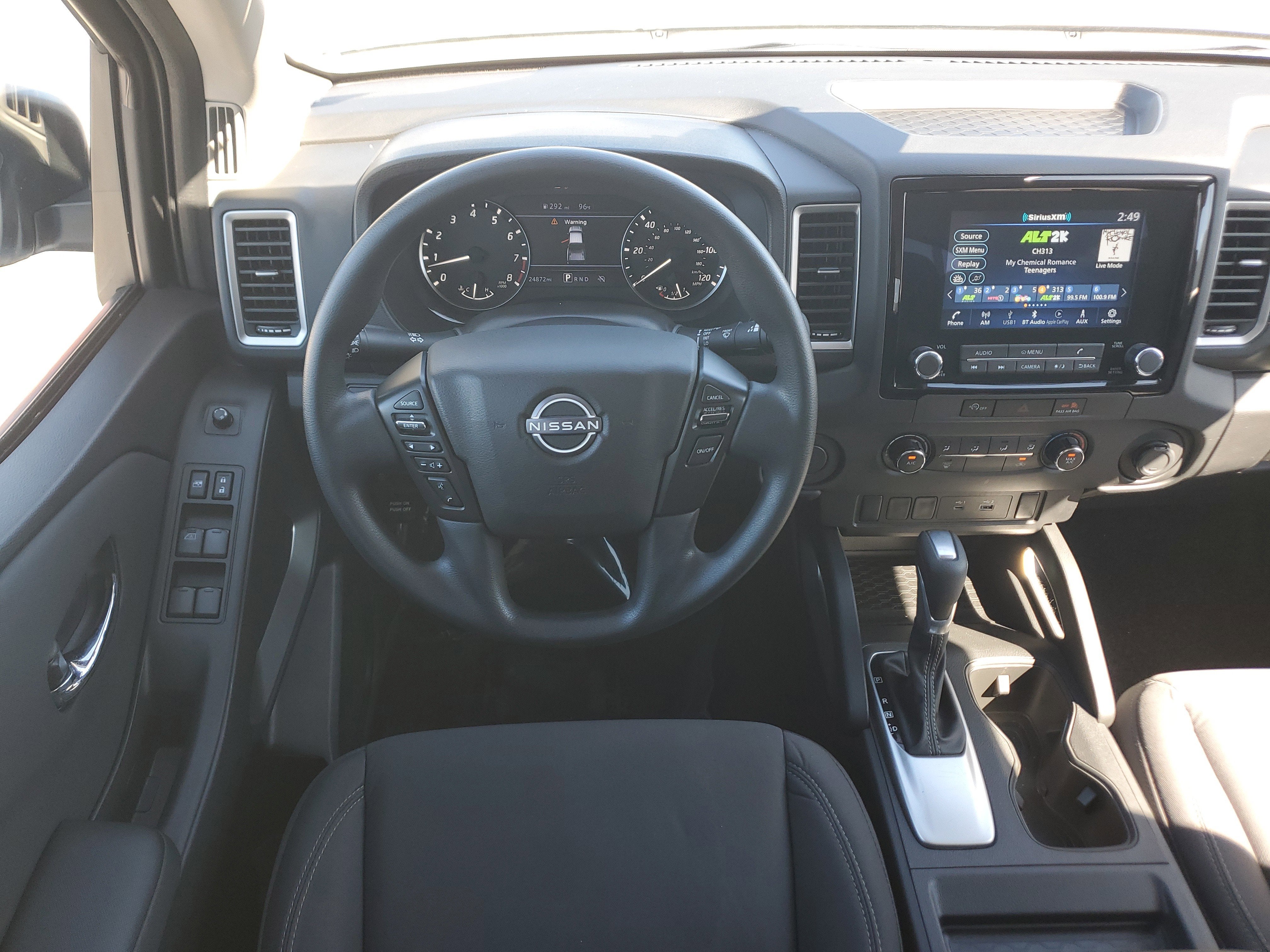 2024 Nissan Frontier SV