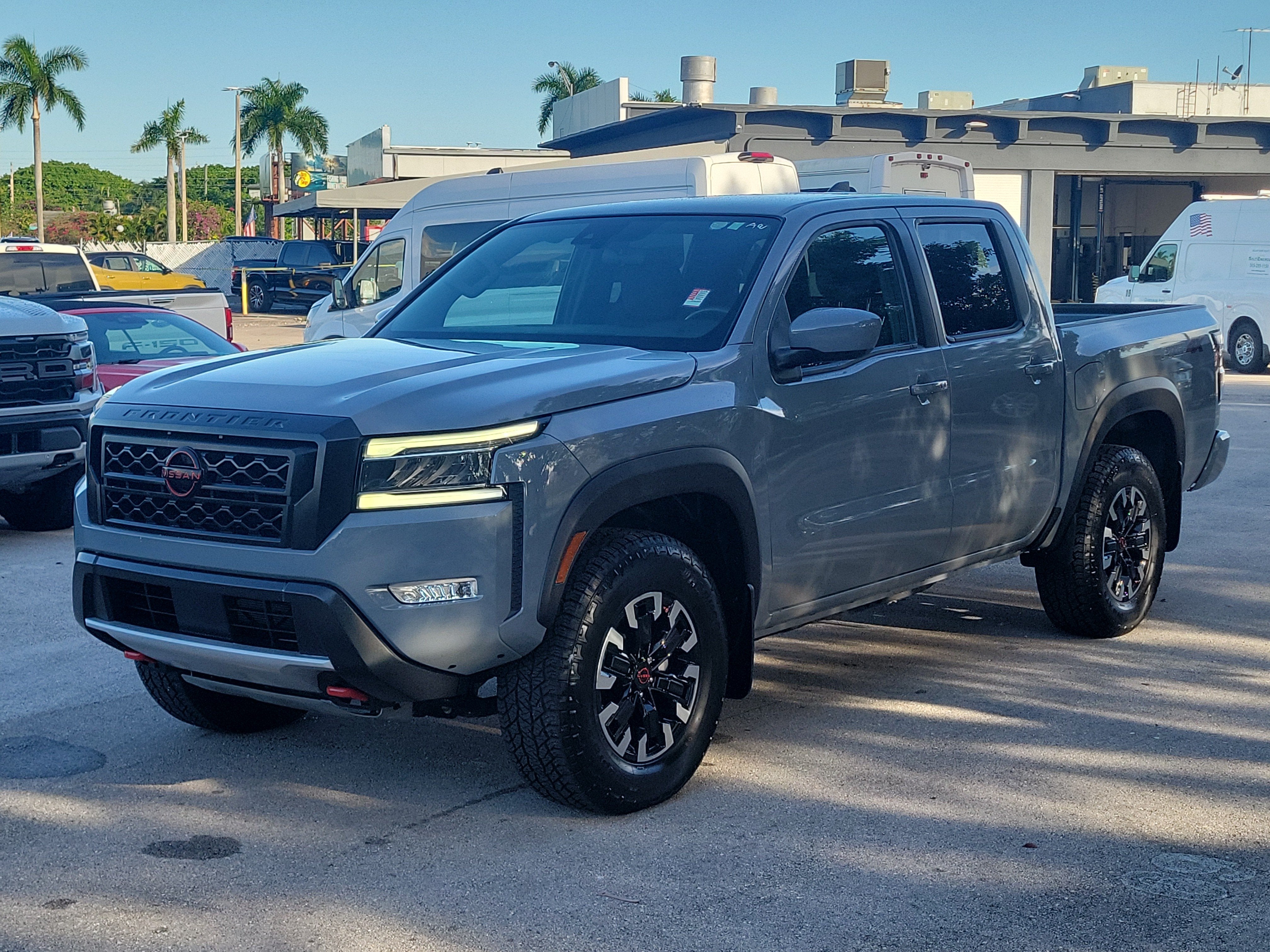 2024 Nissan Frontier PRO-4X 4WD