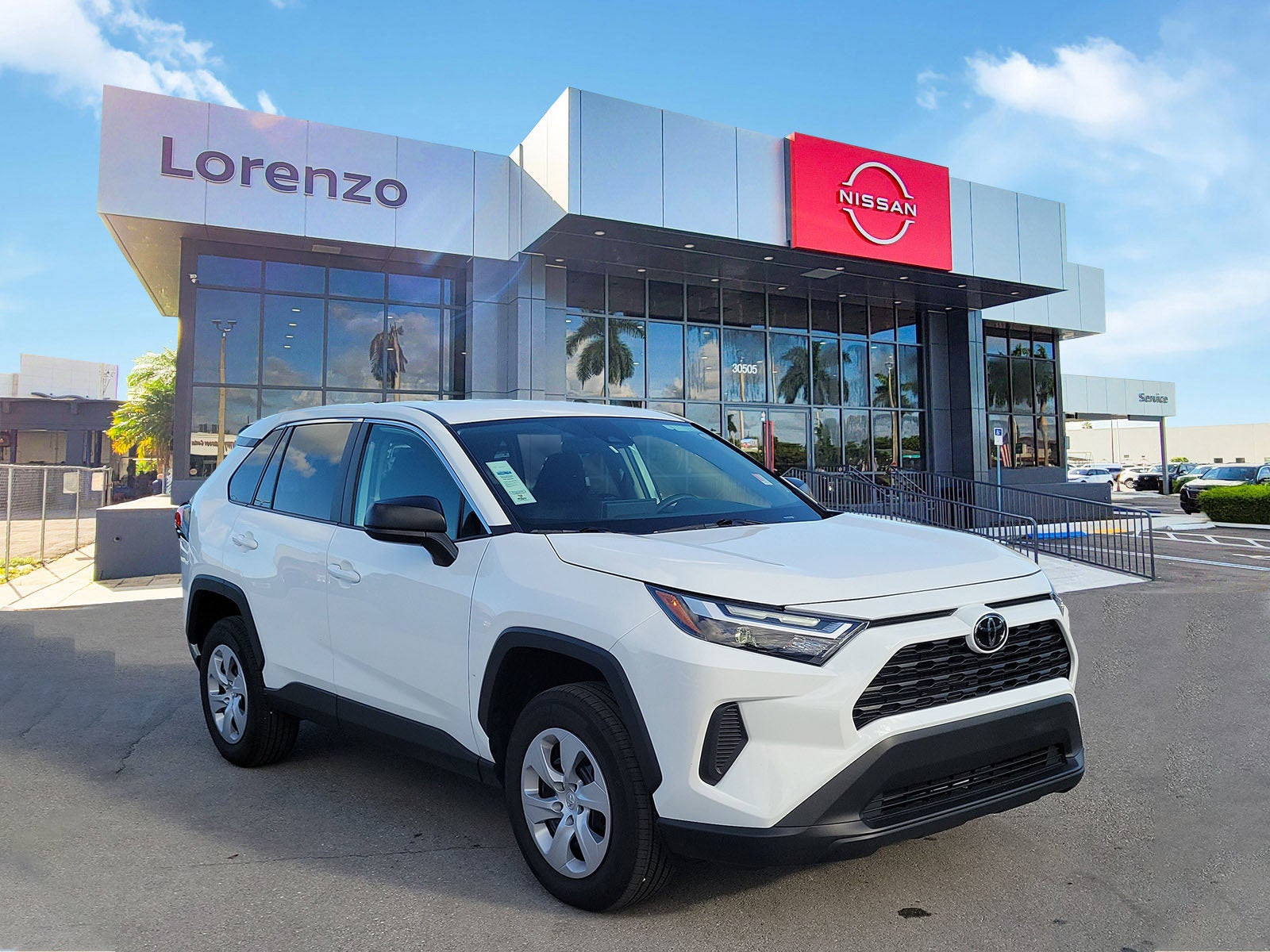 2025 Toyota RAV4 LE