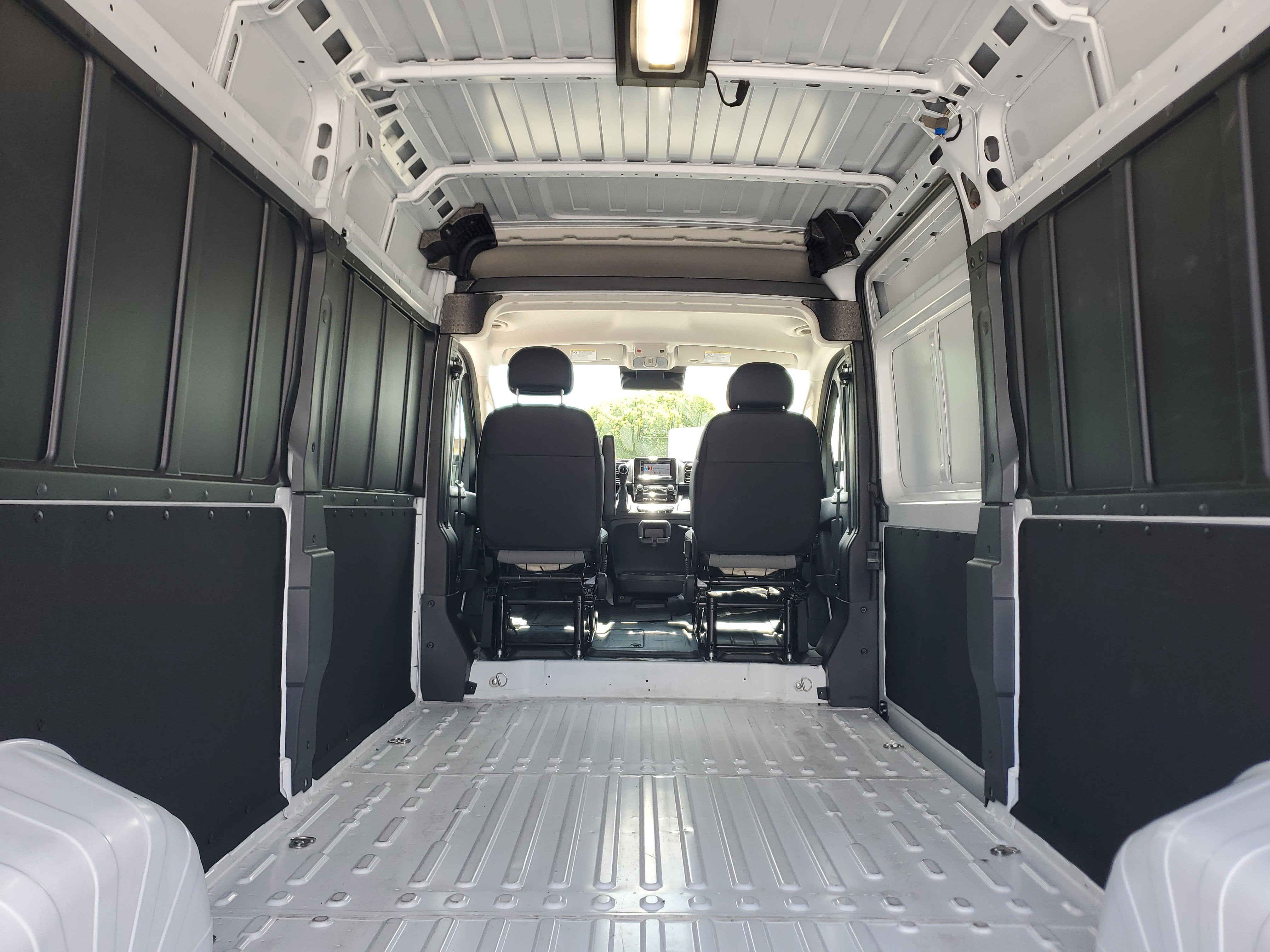 2026 RAM ProMaster Cargo Van Tradesman