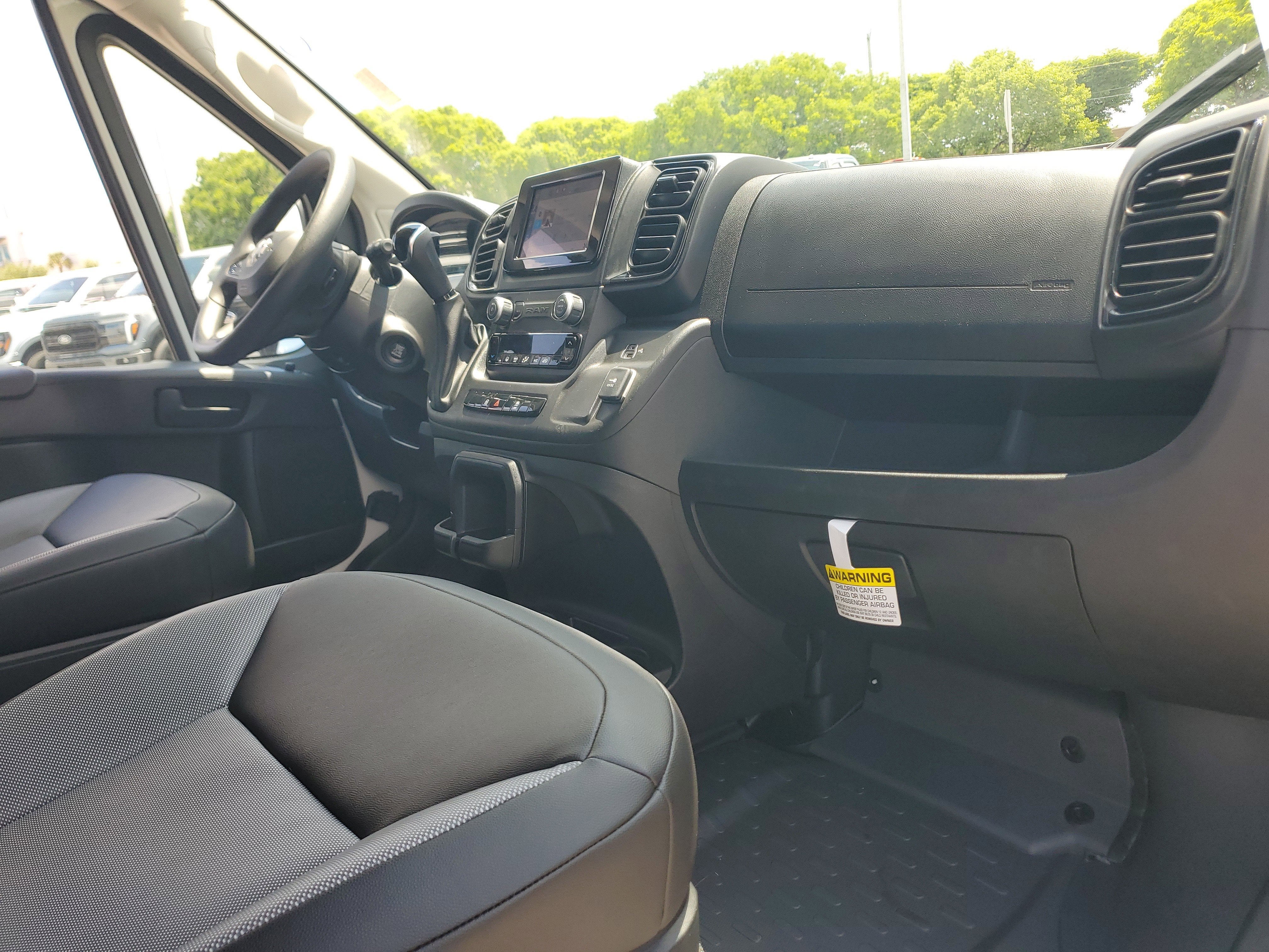 2026 RAM ProMaster Cargo Van Tradesman