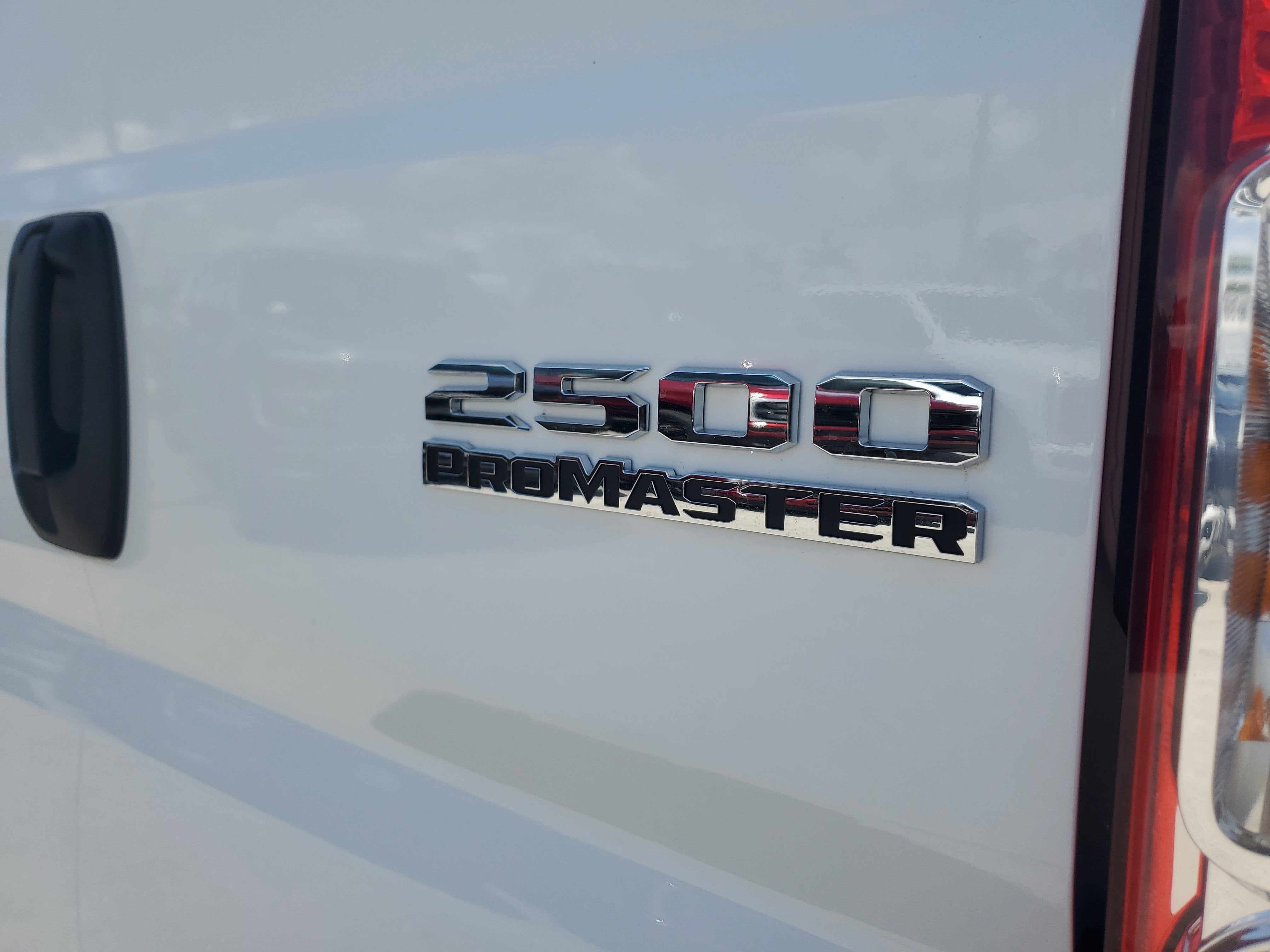 2026 RAM ProMaster Cargo Van Tradesman