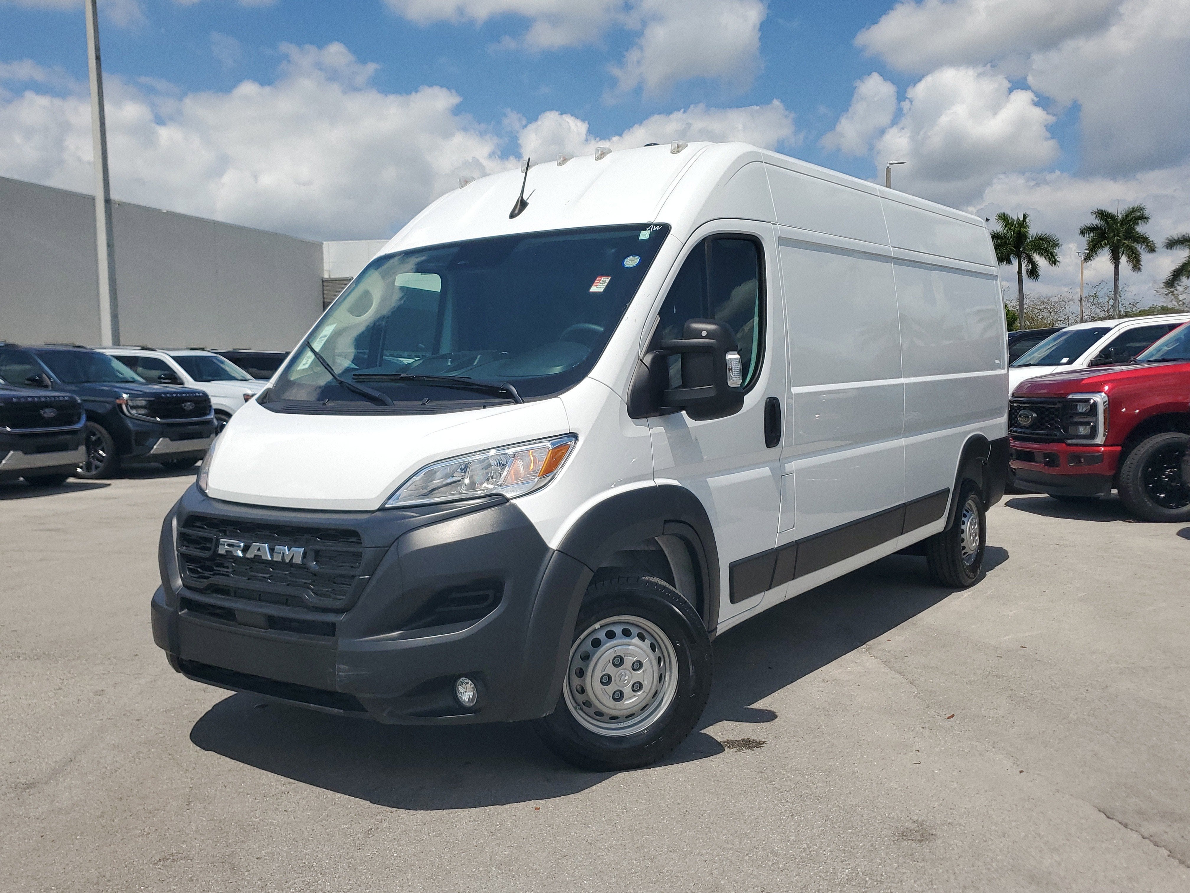 2026 RAM ProMaster Cargo Van Tradesman