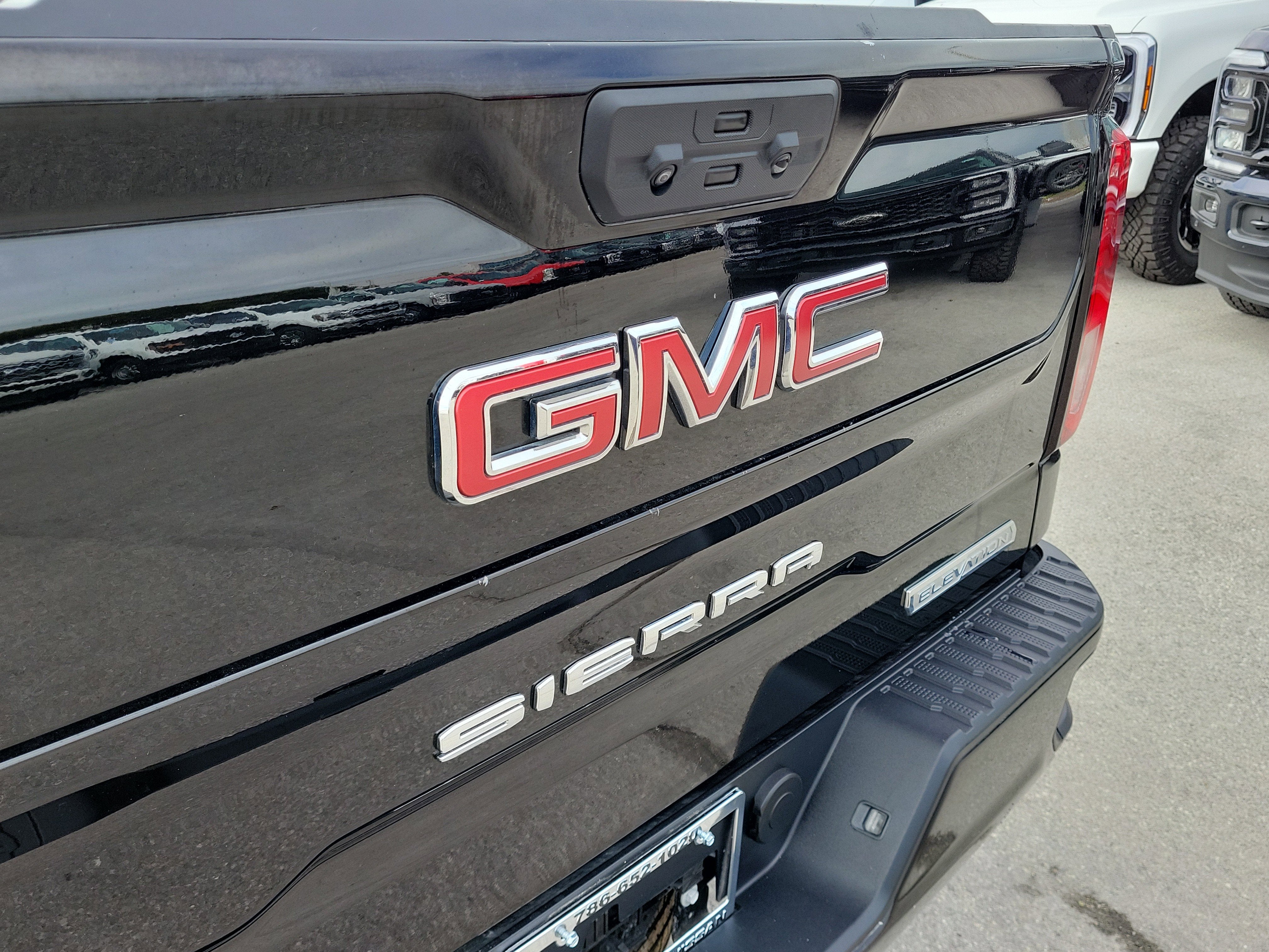 2024 GMC Sierra 1500 Elevation