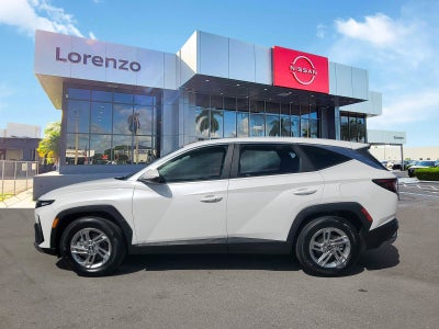 2025 Hyundai Tucson SE