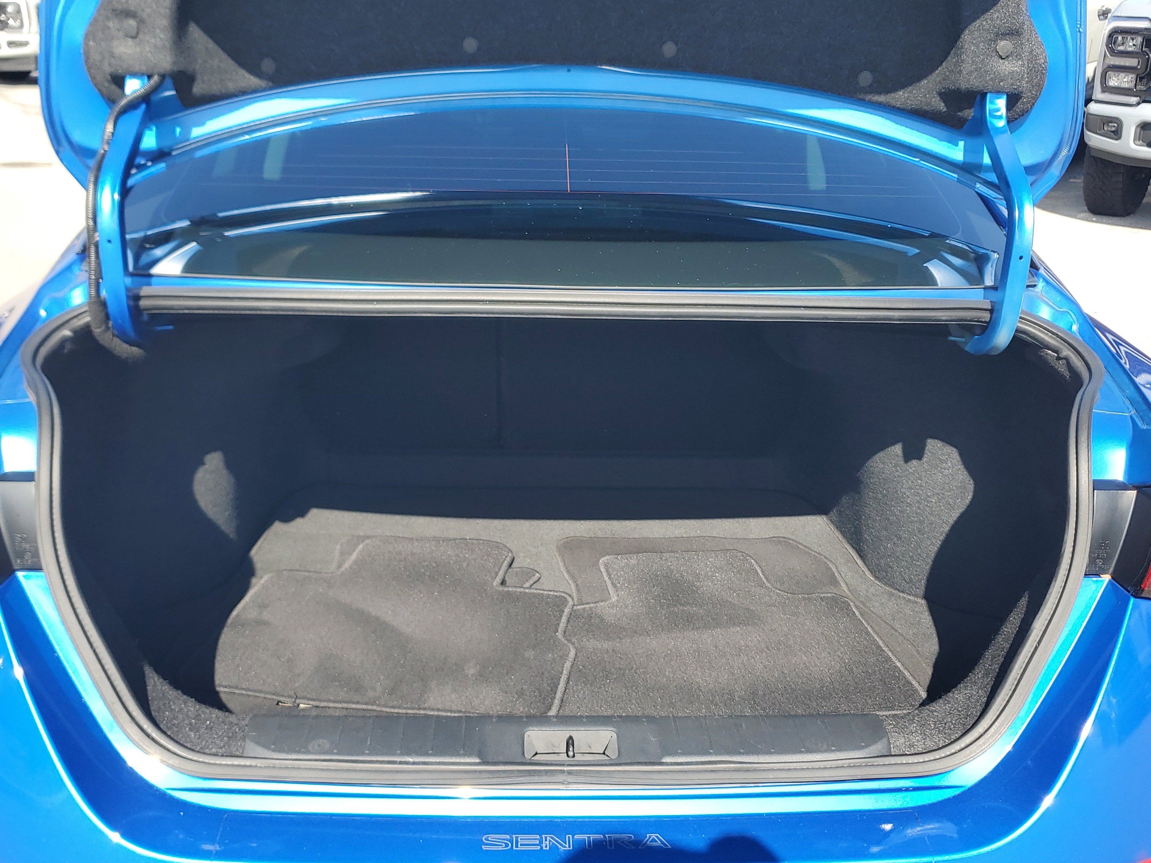 2022 Nissan Sentra SR