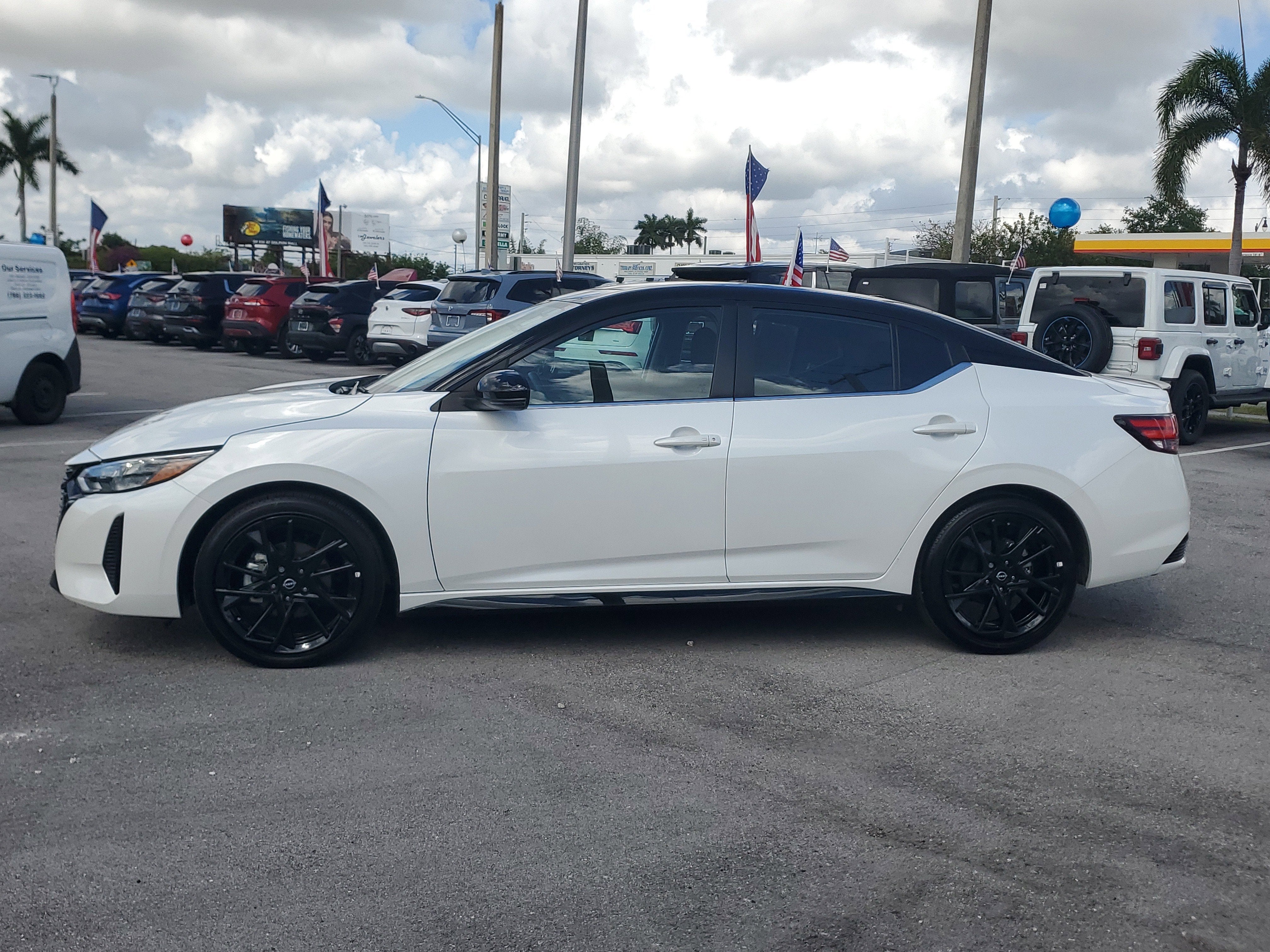 2025 Nissan Sentra SR