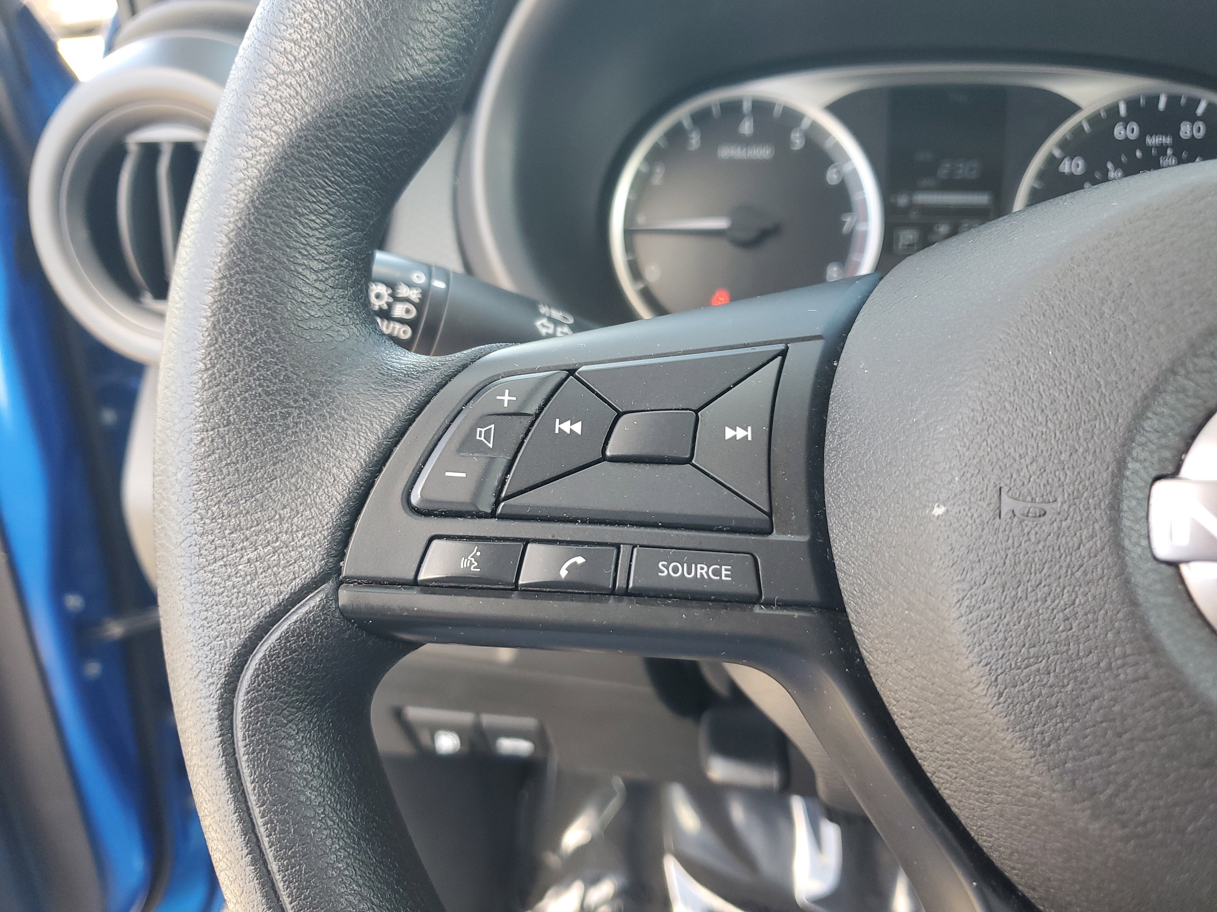 2023 Nissan Kicks S