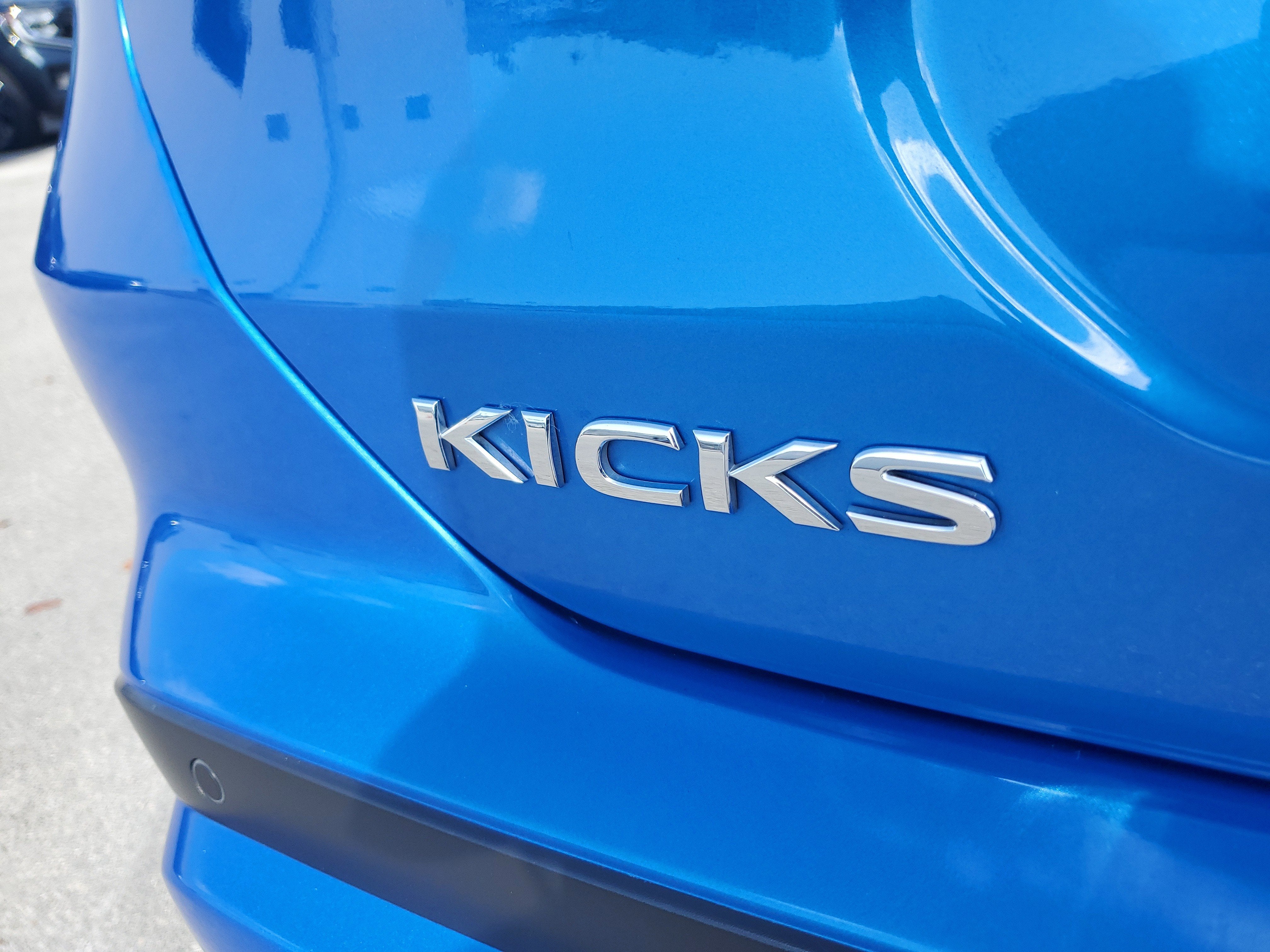 2023 Nissan Kicks S