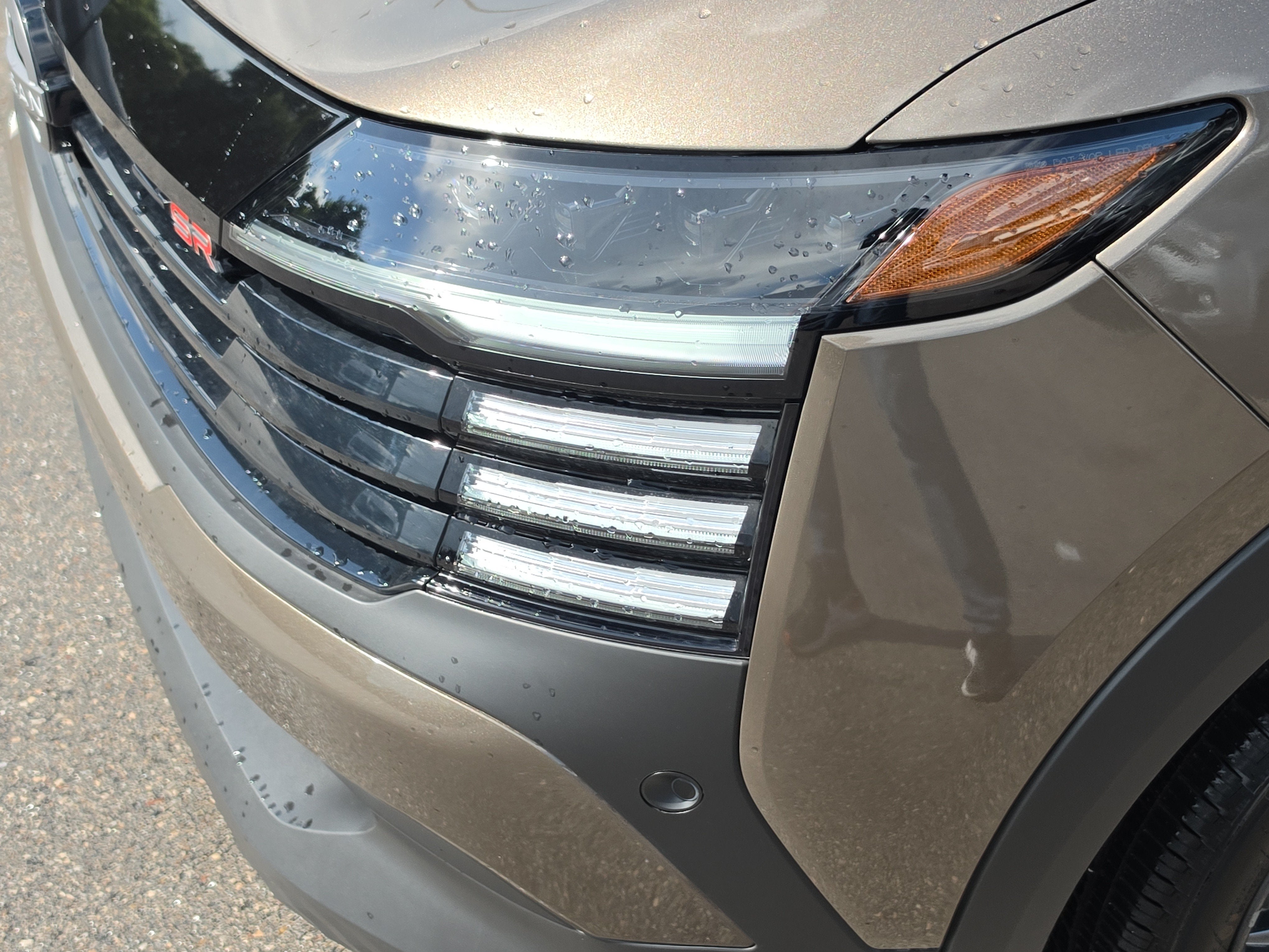 2026 Nissan Kicks SR 4WD