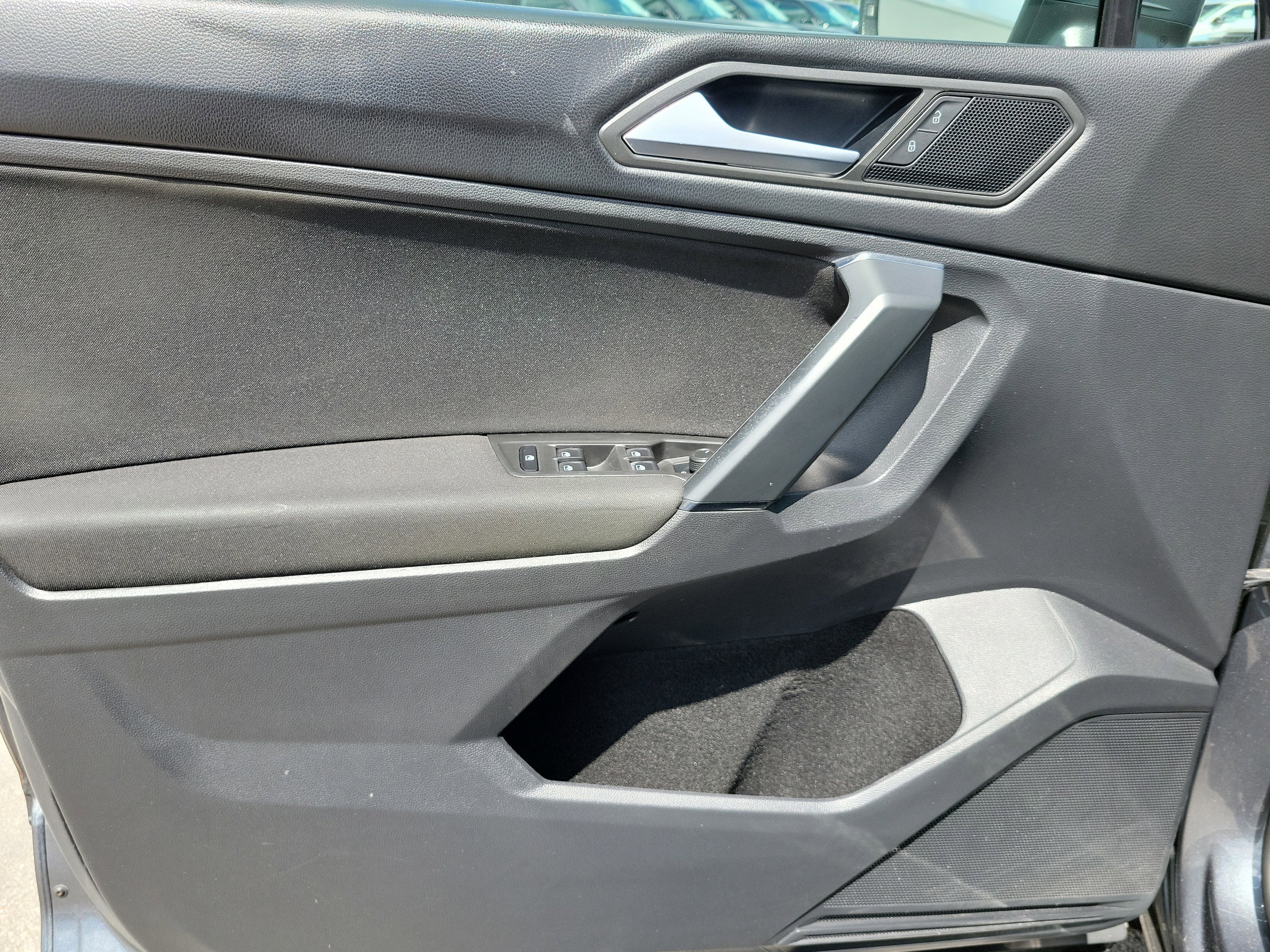 2019 Volkswagen Tiguan S