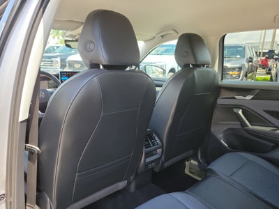 2025 Volkswagen Tiguan SE