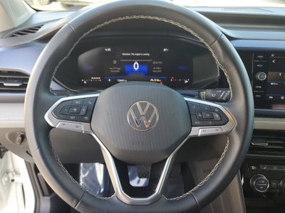 2024 Volkswagen Taos SE