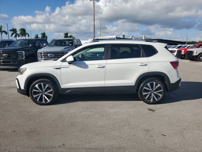 2024 Volkswagen Taos SE