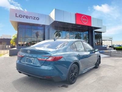 2025 Toyota Camry SE