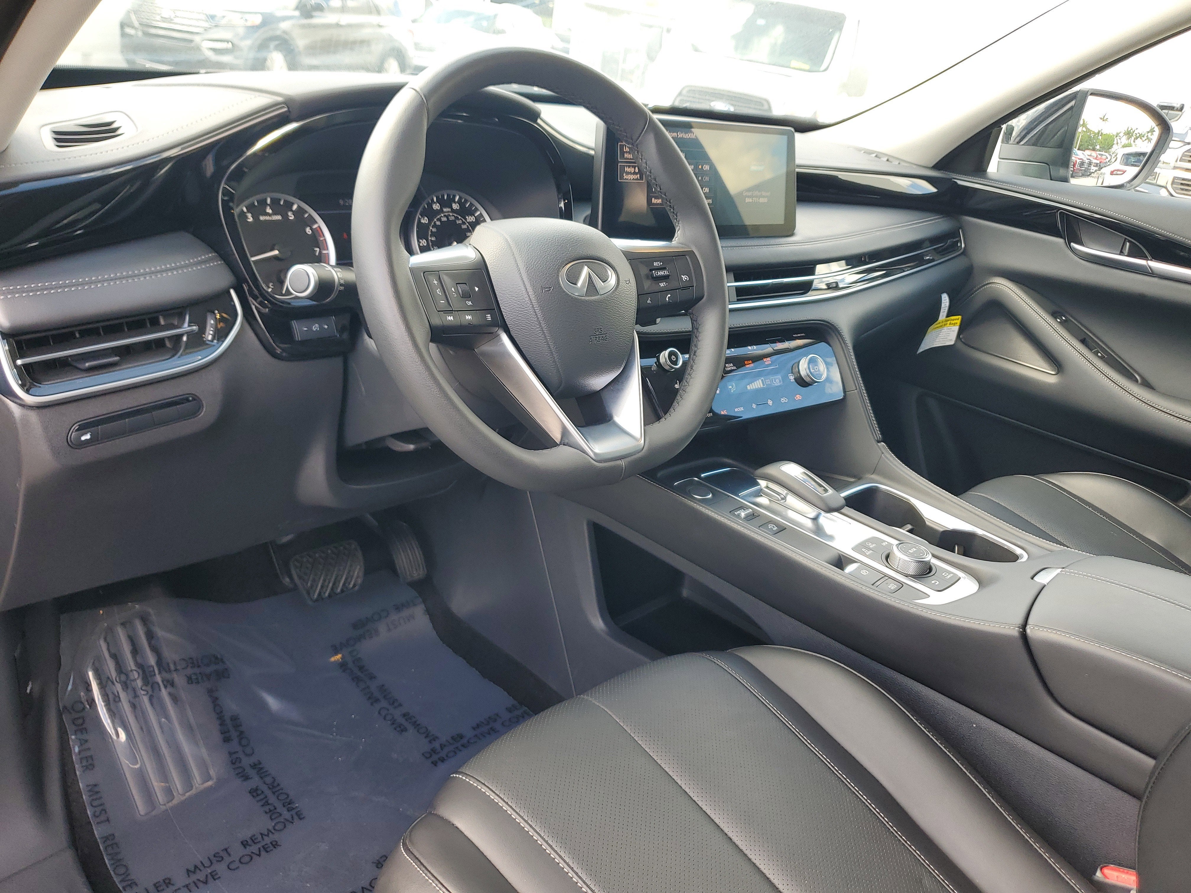 2025 INFINITI QX60 PURE