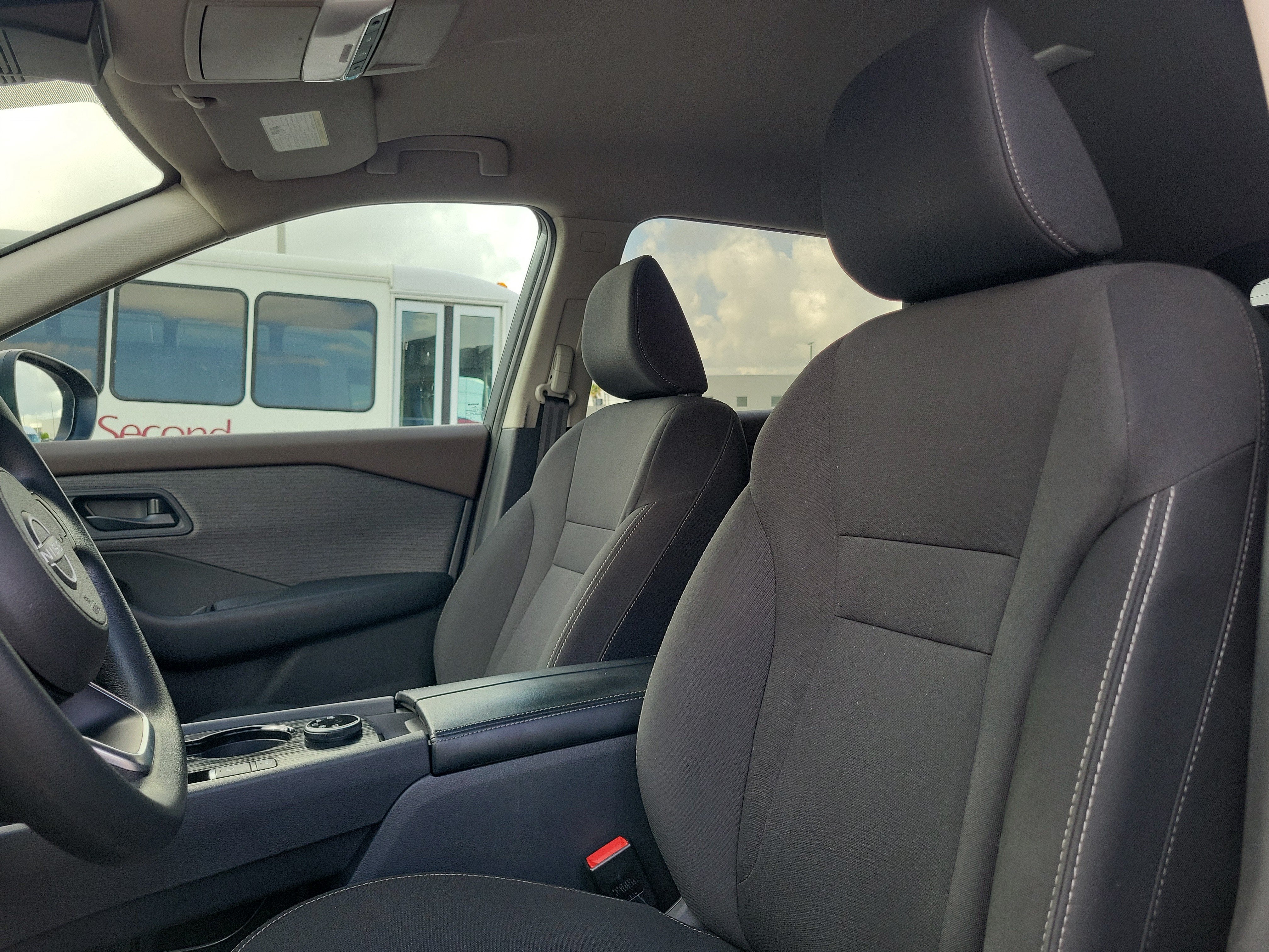 2023 Nissan Rogue S 4WD