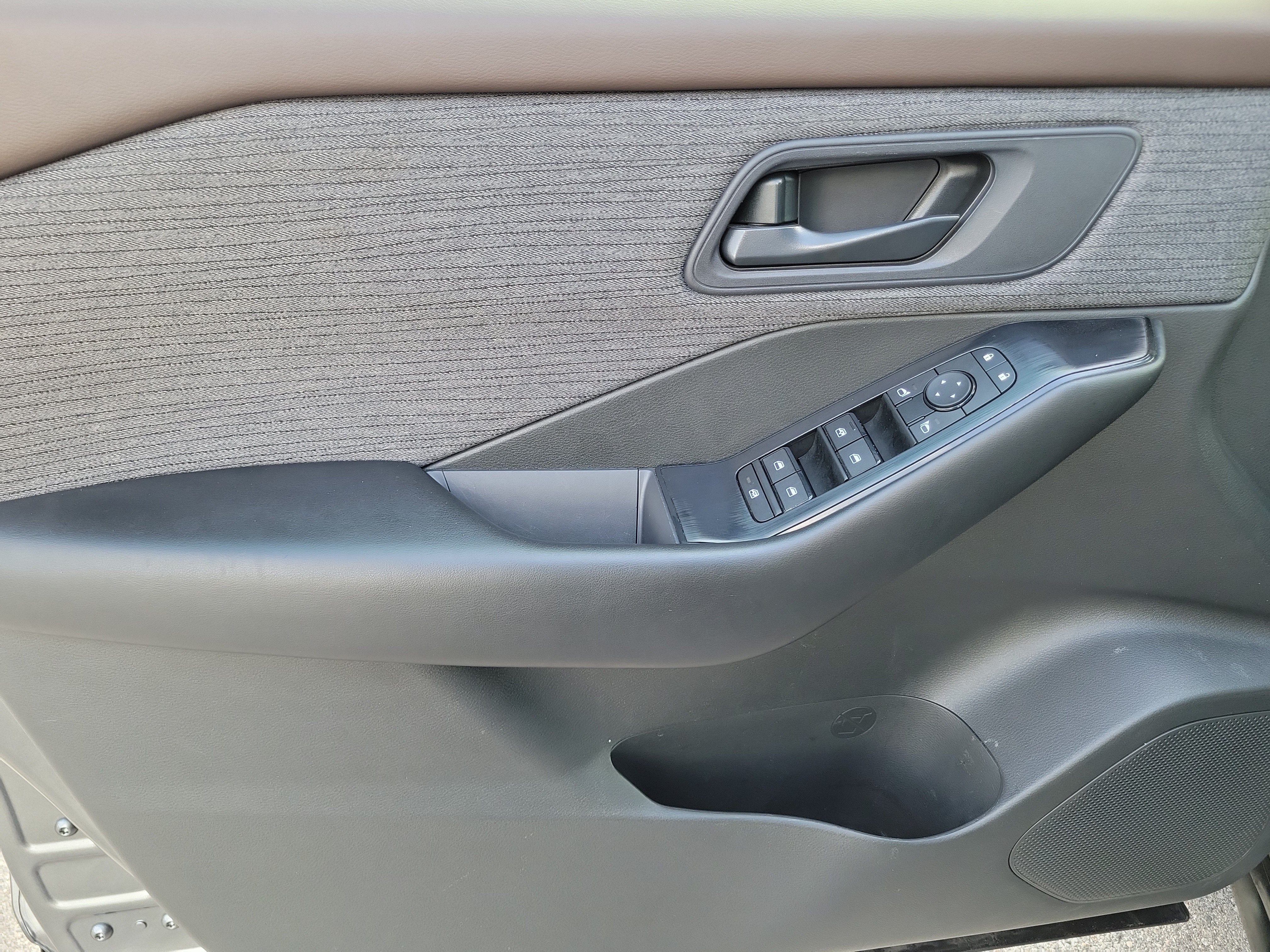 2023 Nissan Rogue S 4WD