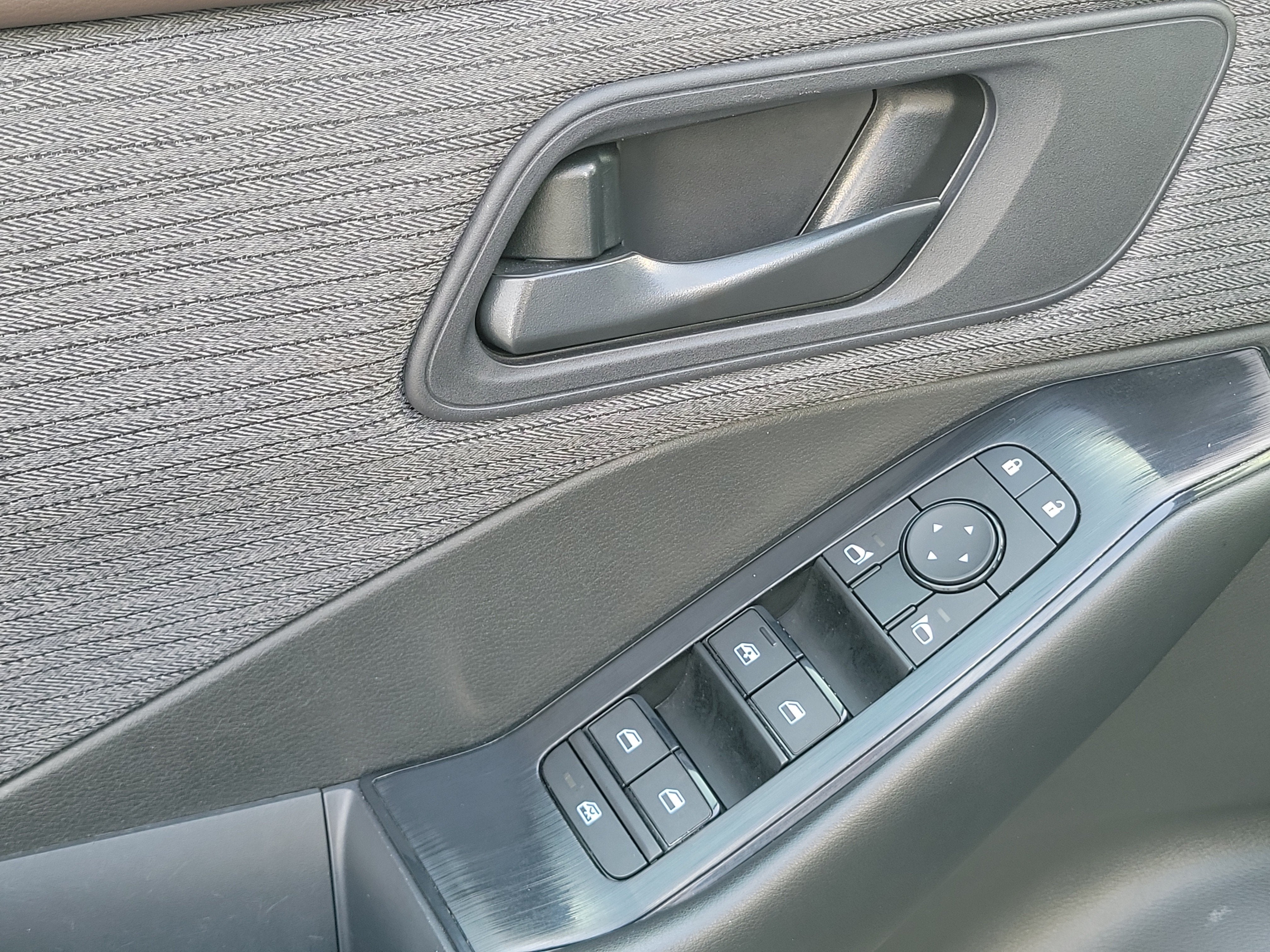 2023 Nissan Rogue S 4WD