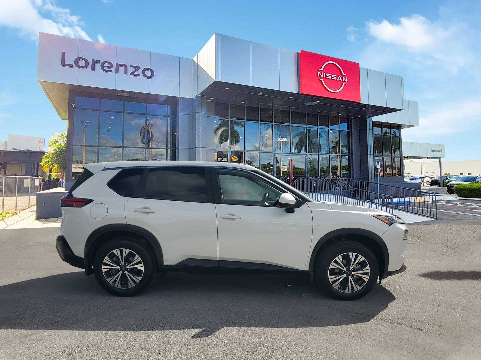 2023 Nissan Rogue SV