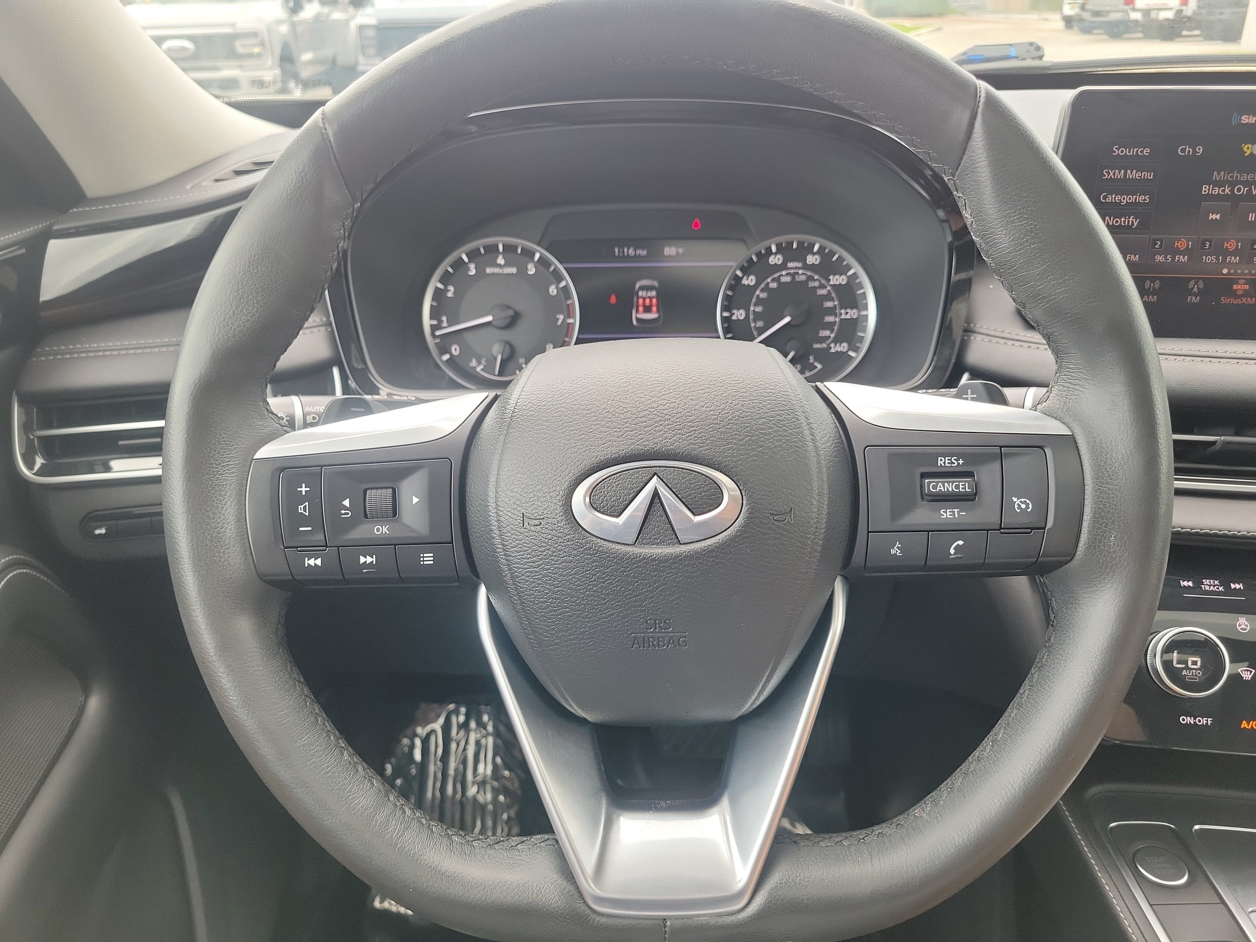 2024 INFINITI QX60 PURE