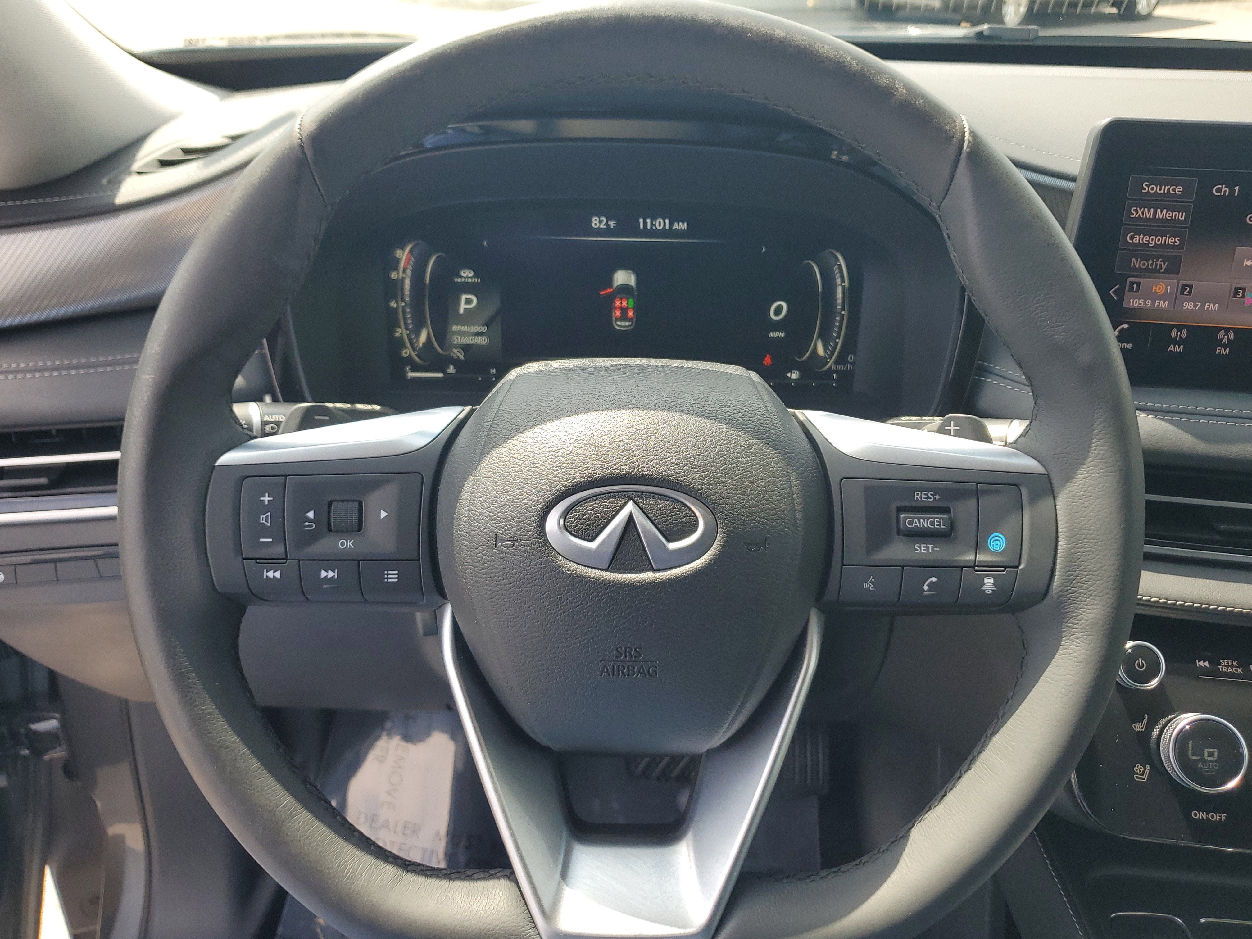 2022 INFINITI QX60 LUXE