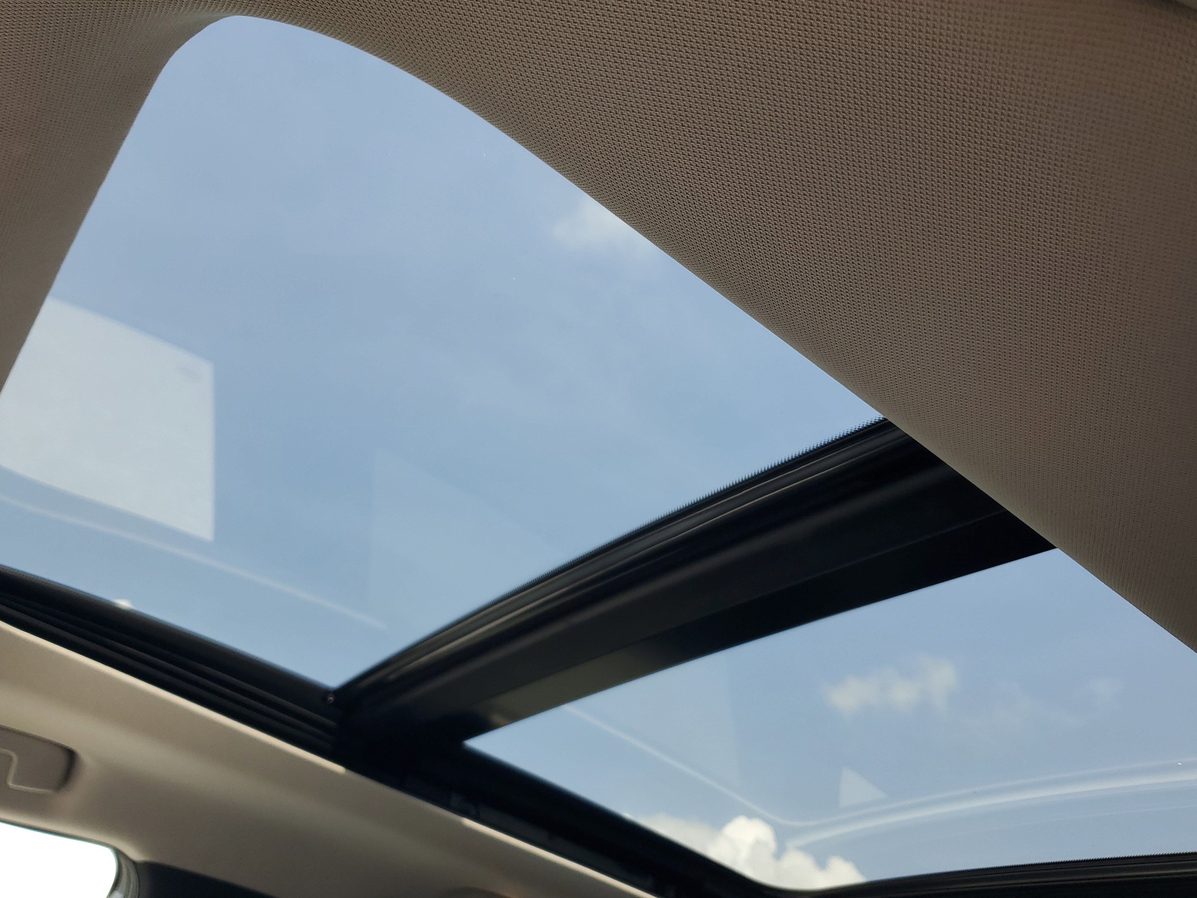 2022 INFINITI QX60 LUXE