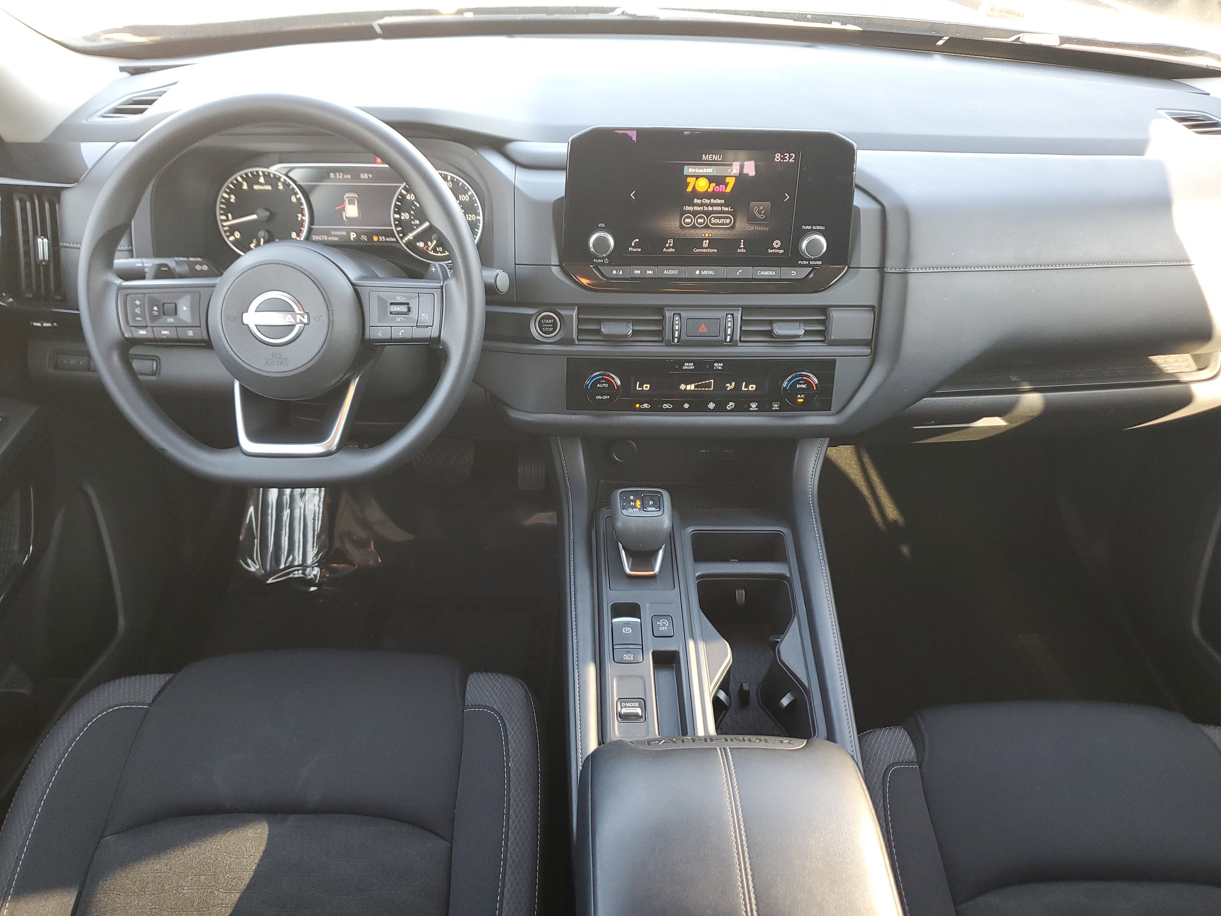 2023 Nissan Pathfinder S