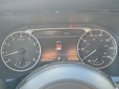 2022 Nissan Pathfinder SL