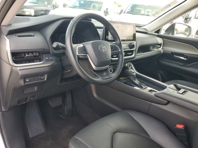 2025 Toyota Grand Highlander XLE