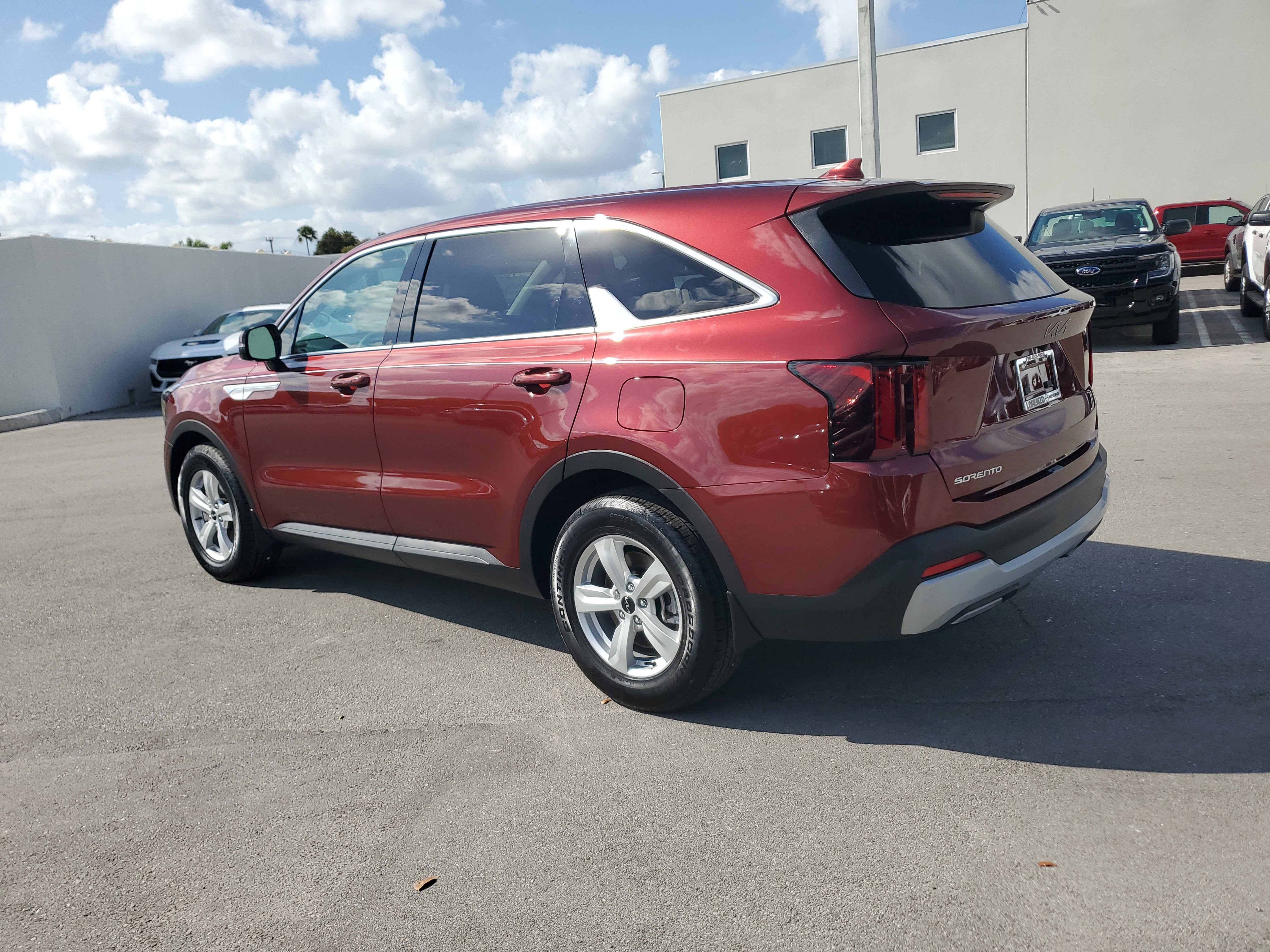 2024 Kia Sorento LX