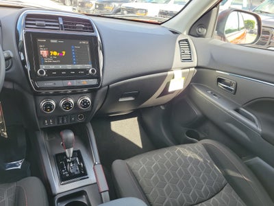 2026 Mitsubishi Outlander Sport LE