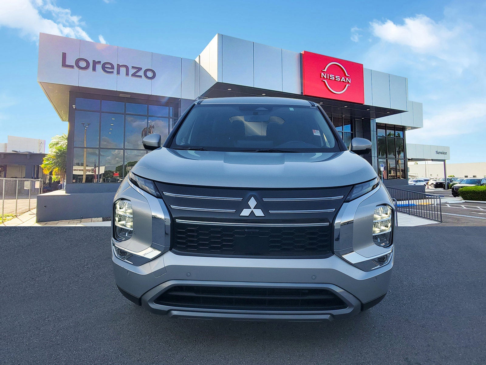 2025 Mitsubishi Outlander SE