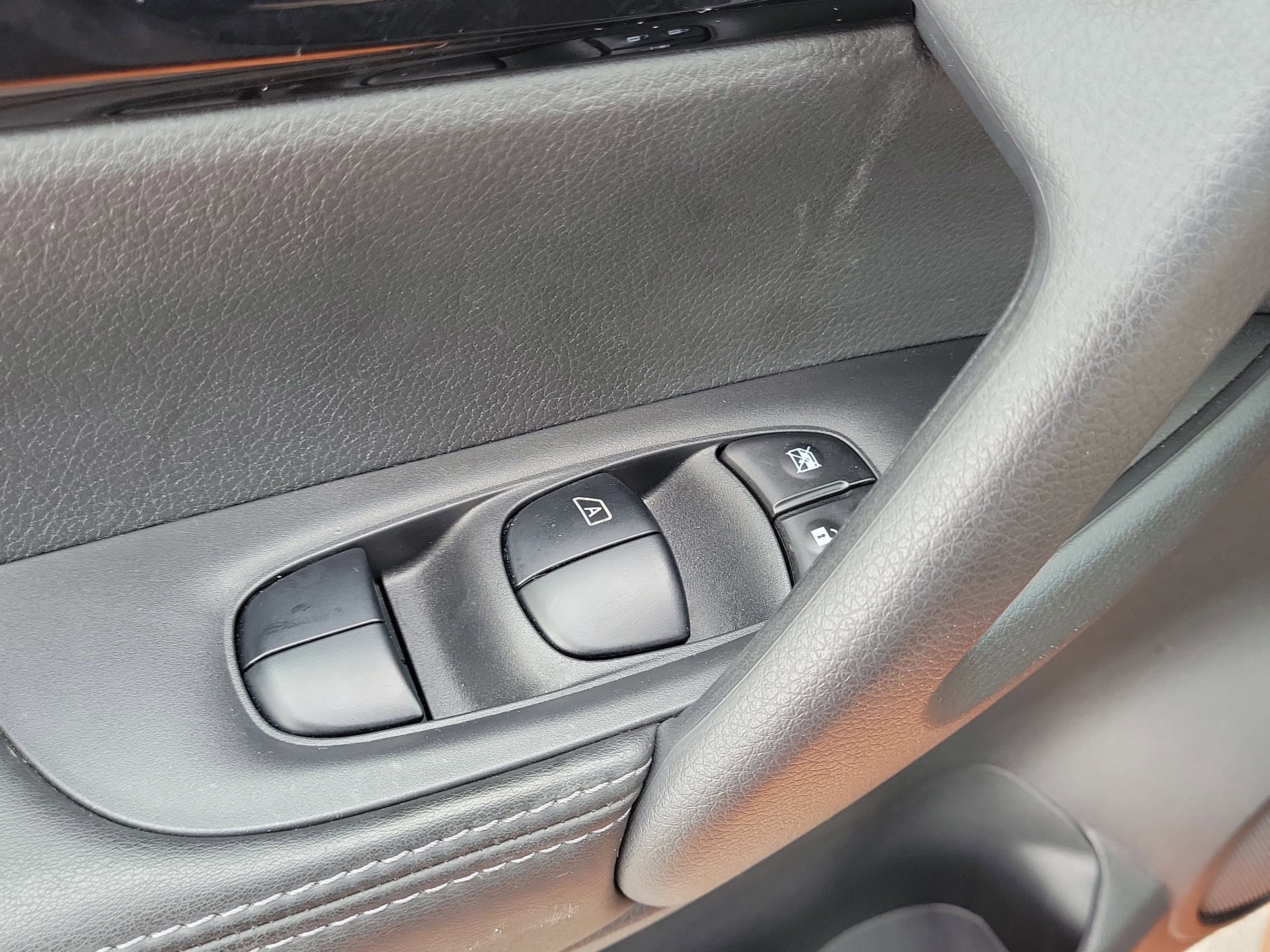 2022 Nissan Rogue Sport SL 4WD