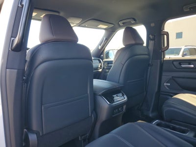 2025 Nissan Armada SL