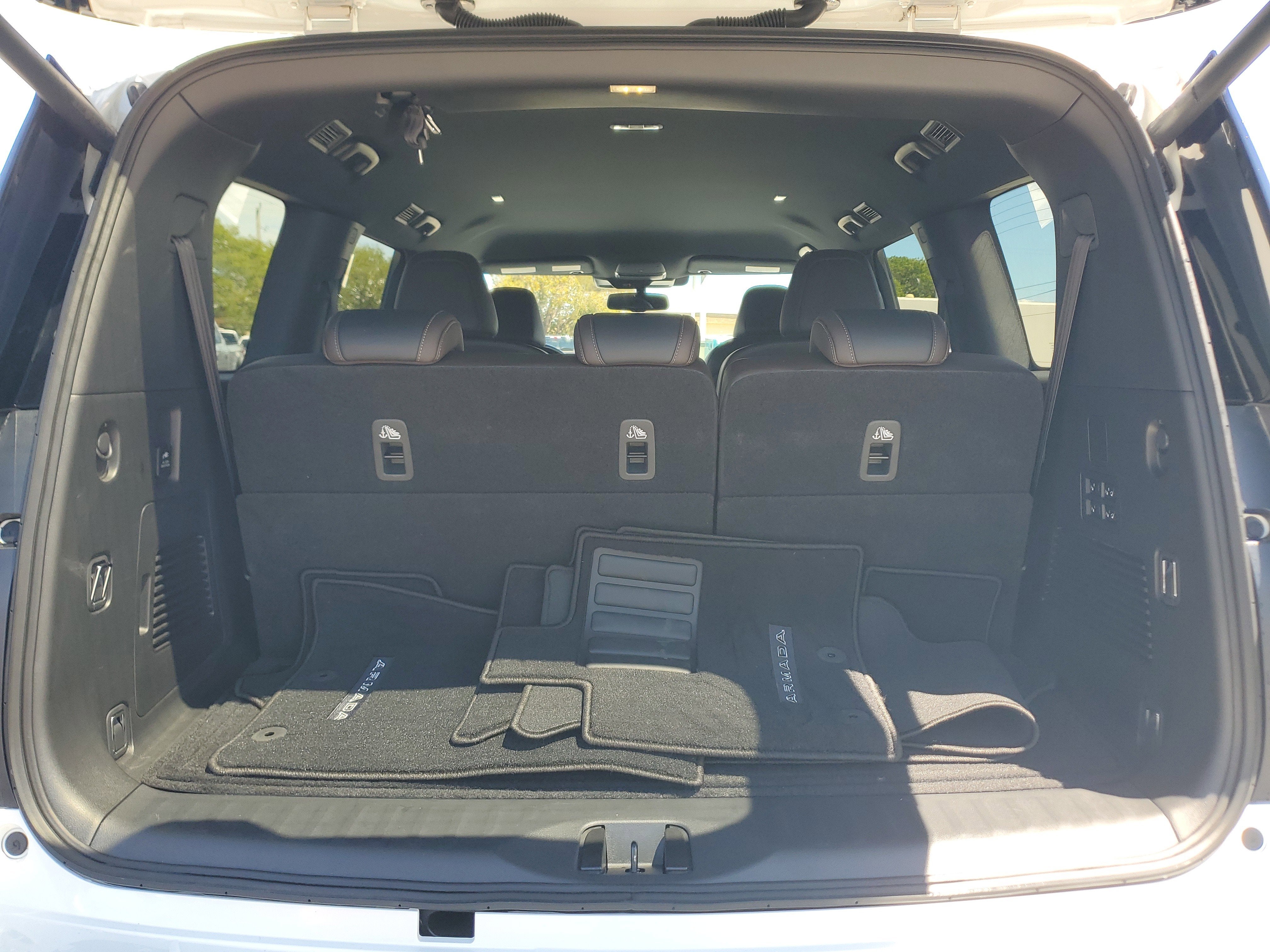 2025 Nissan Armada SL
