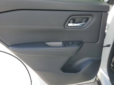 2025 Nissan Rogue SL