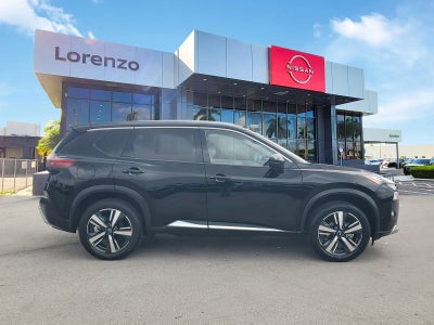 2023 Nissan Rogue Platinum 4WD