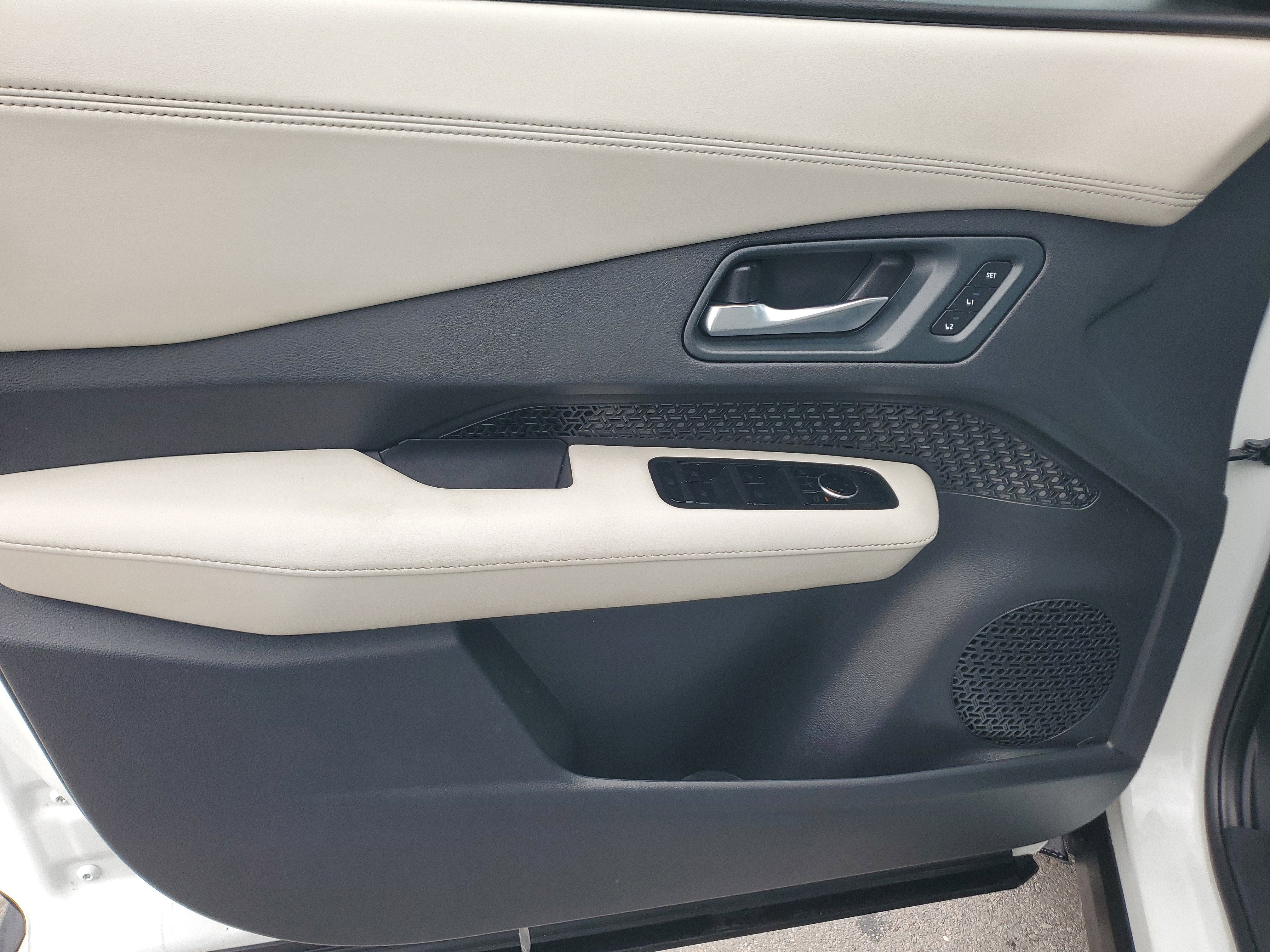 2025 Nissan ARIYA ENGAGE
