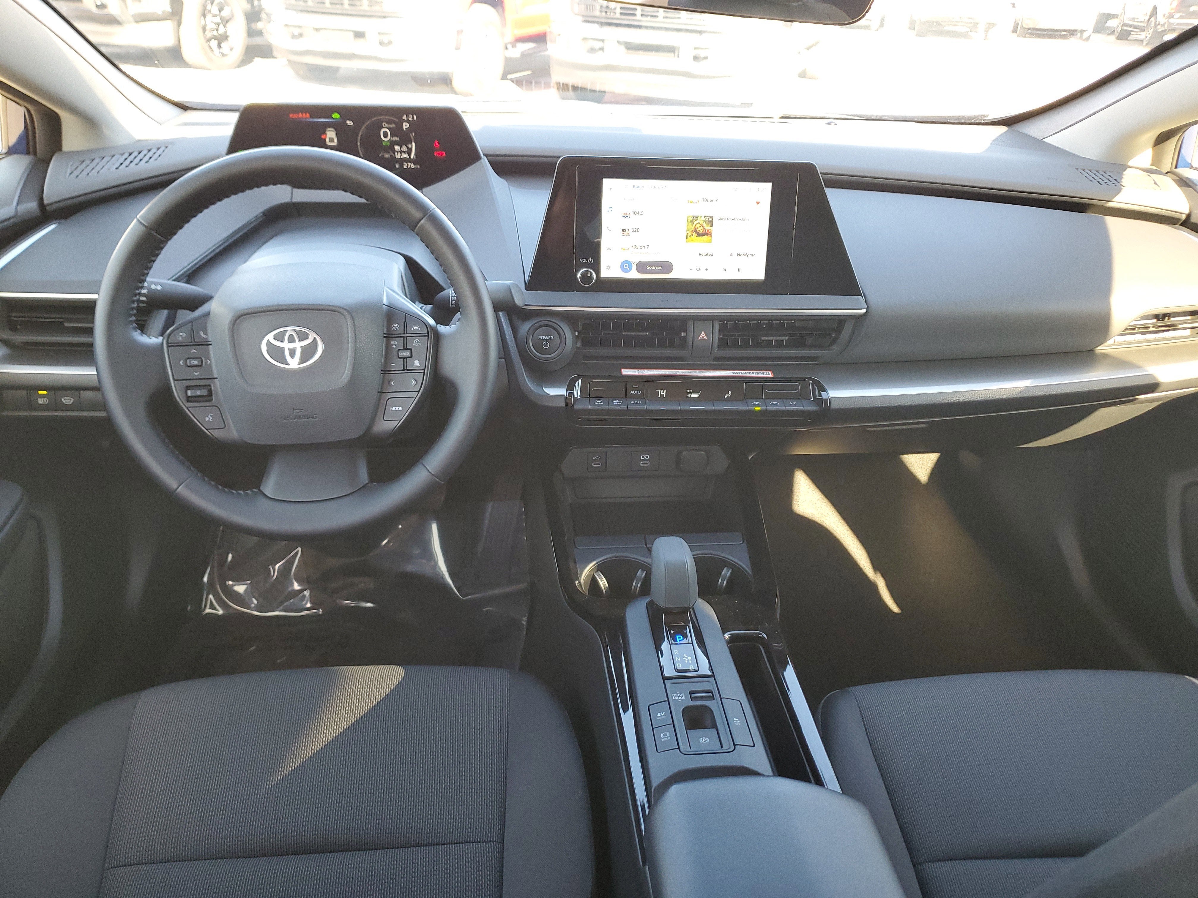 2025 Toyota Prius LE