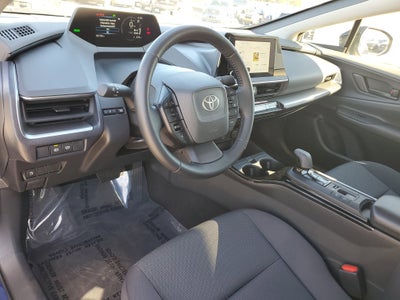 2025 Toyota Prius LE
