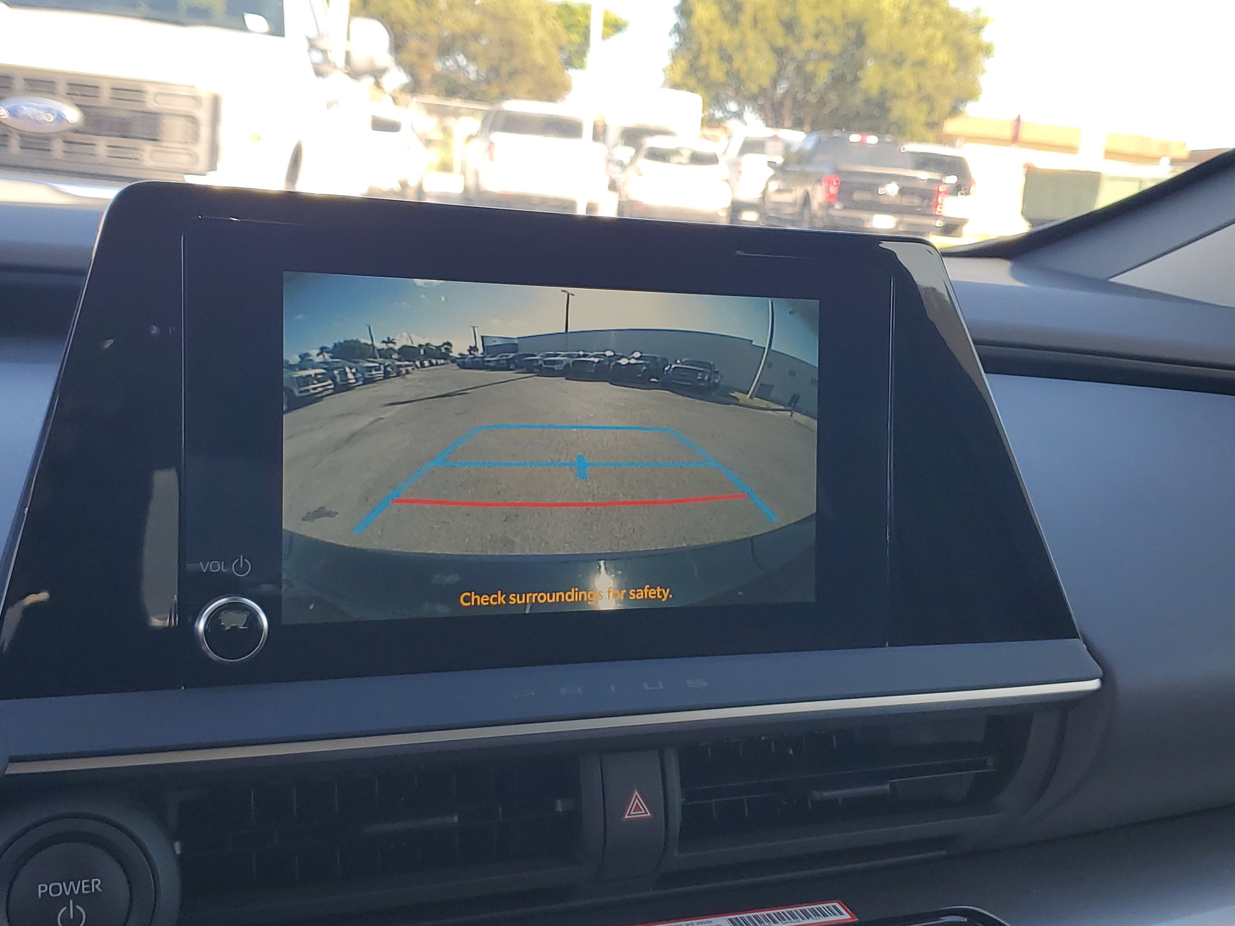 2025 Toyota Prius LE