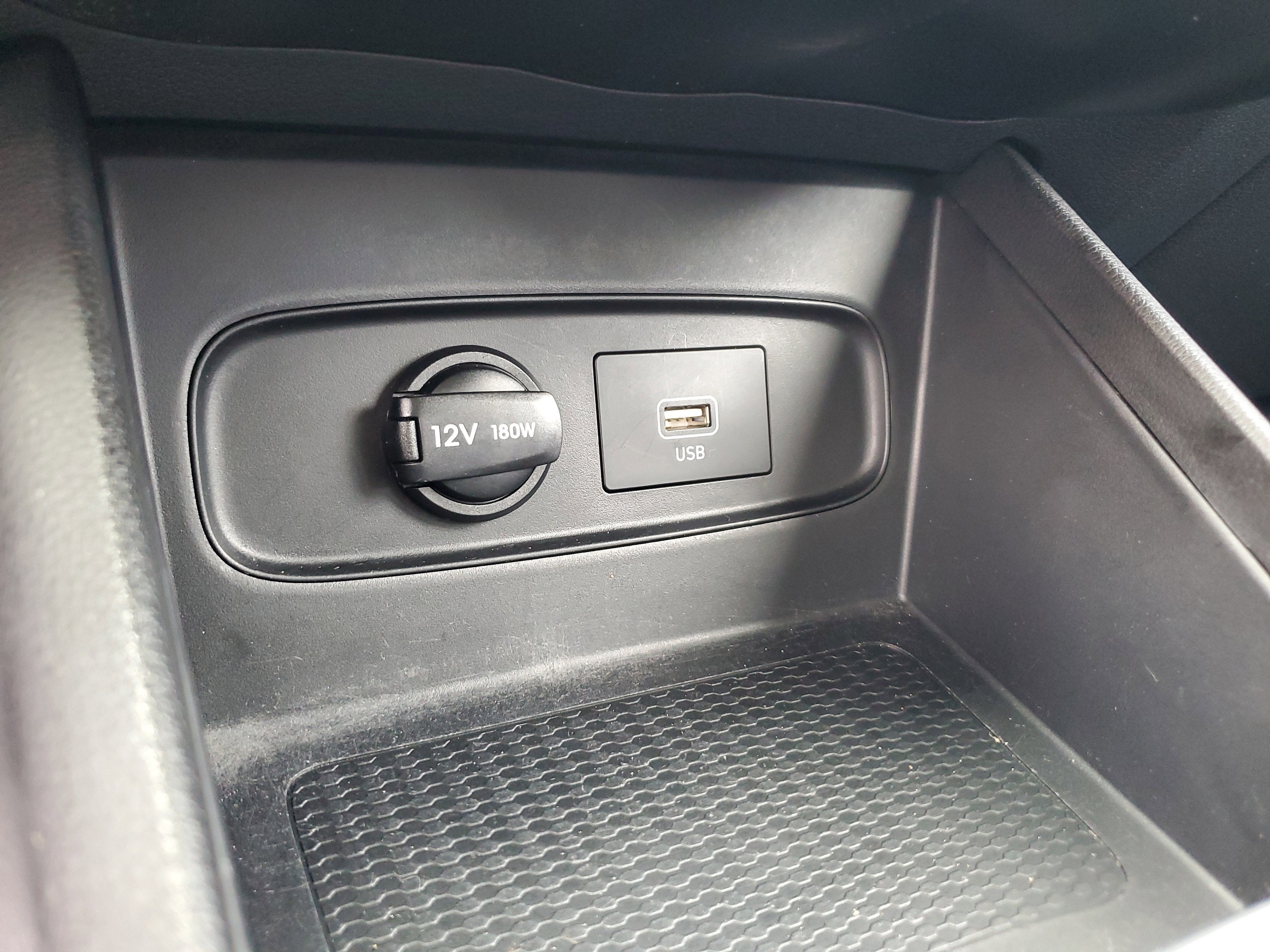 2021 Hyundai Venue SE