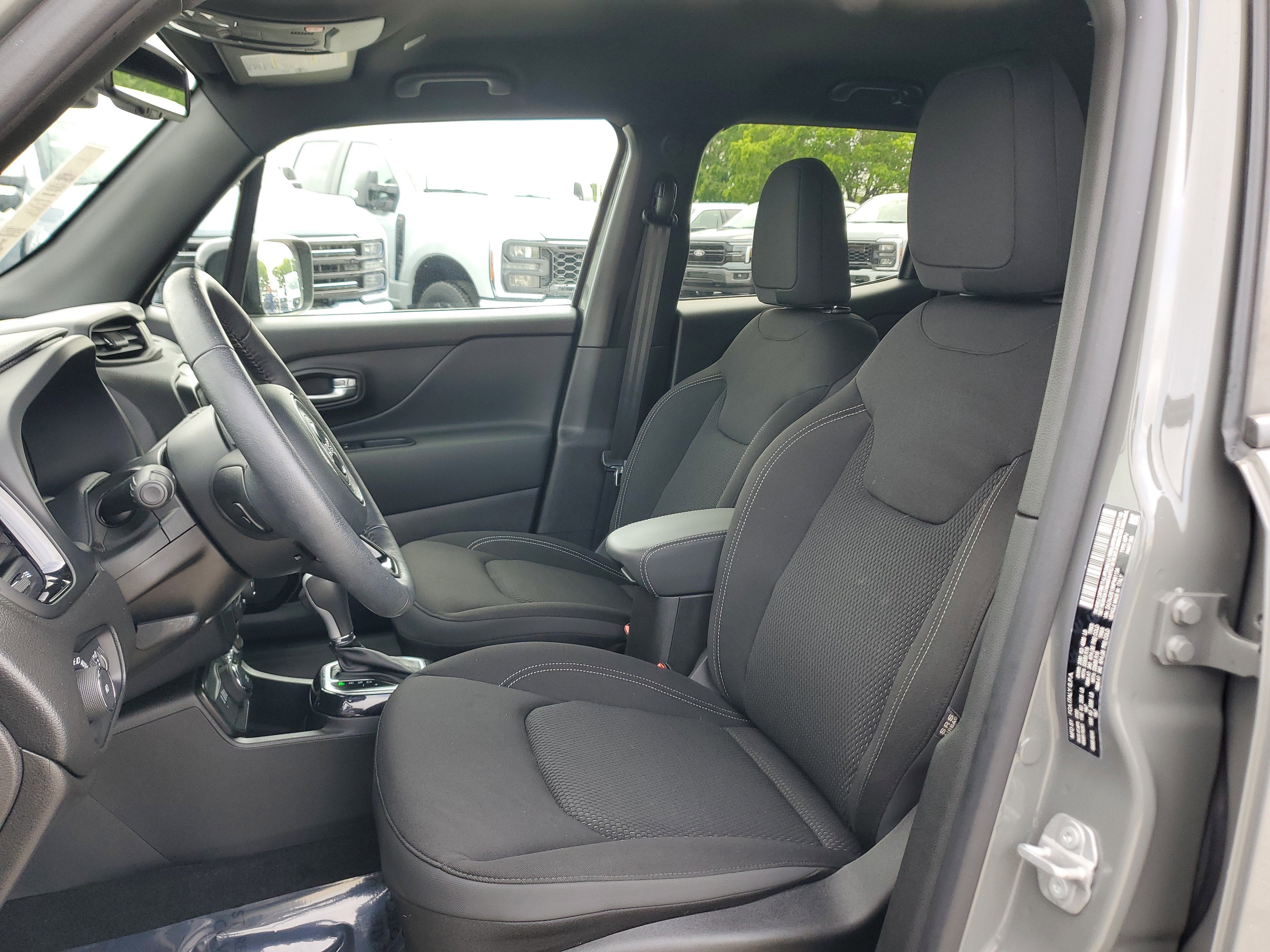 2022 Jeep Renegade Altitude 4WD