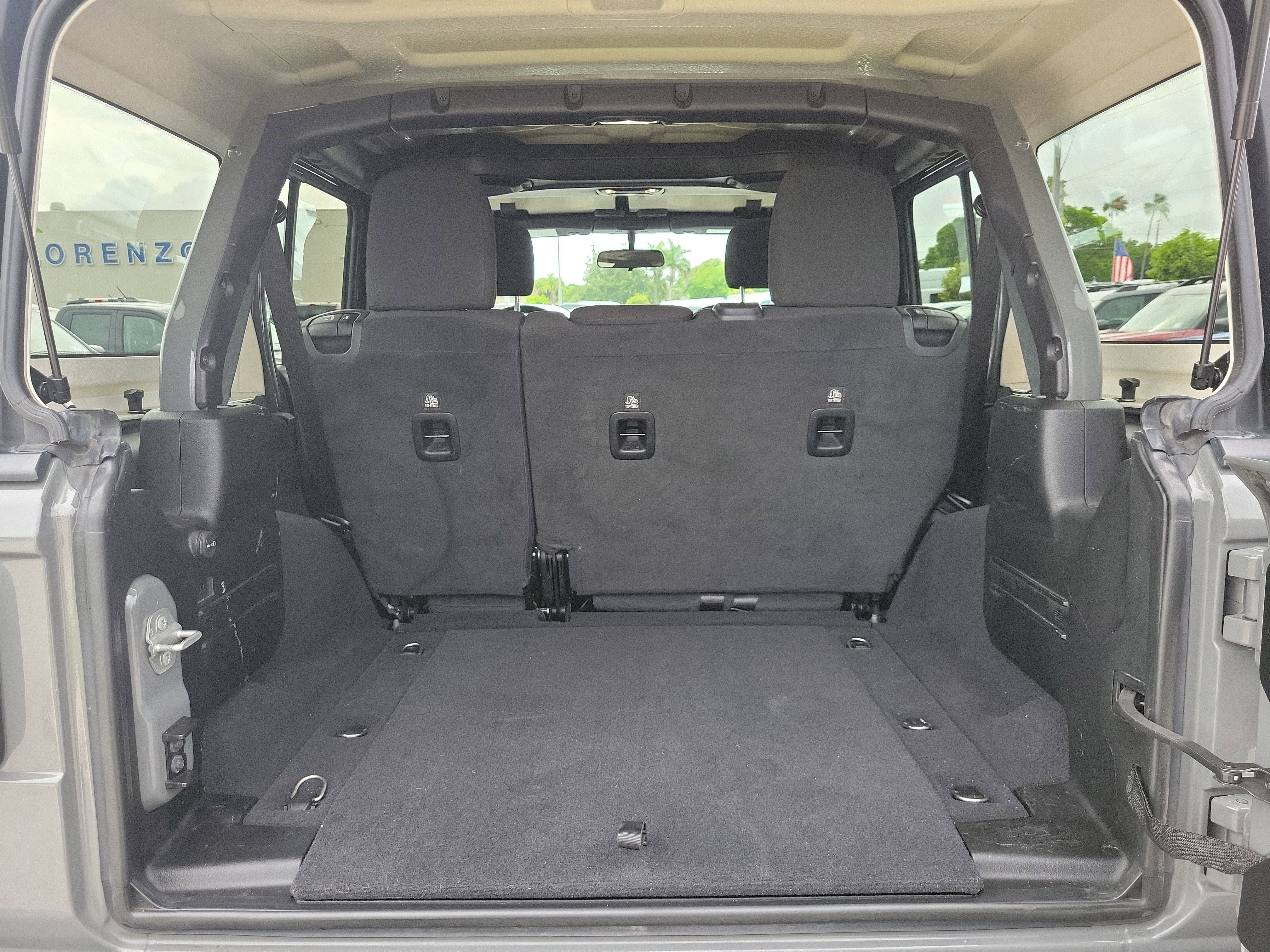 2020 Jeep Wrangler Unlimited Willys 4WD Diesel